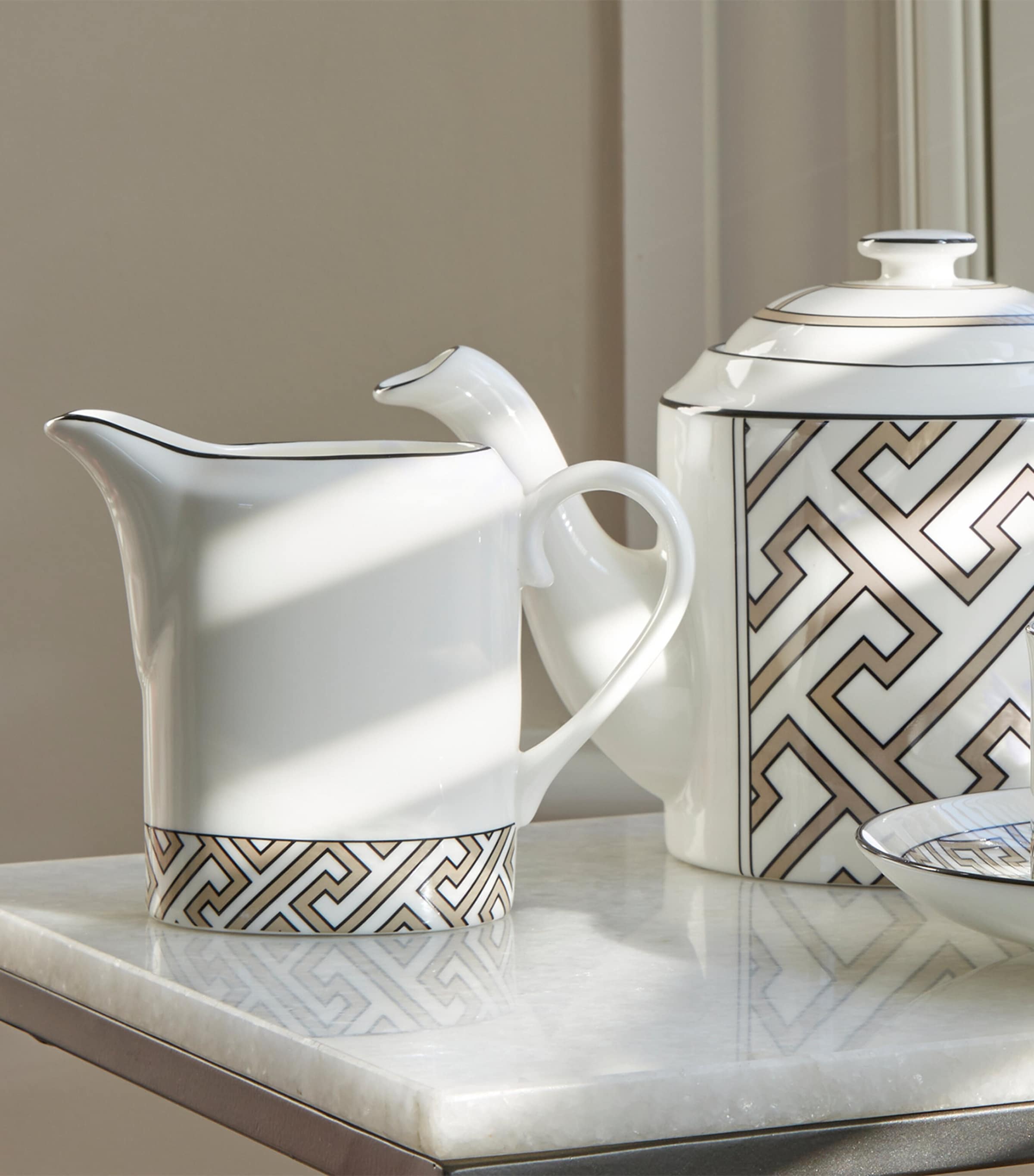 O.W.London Maze Milk Jug Truffle Image 2