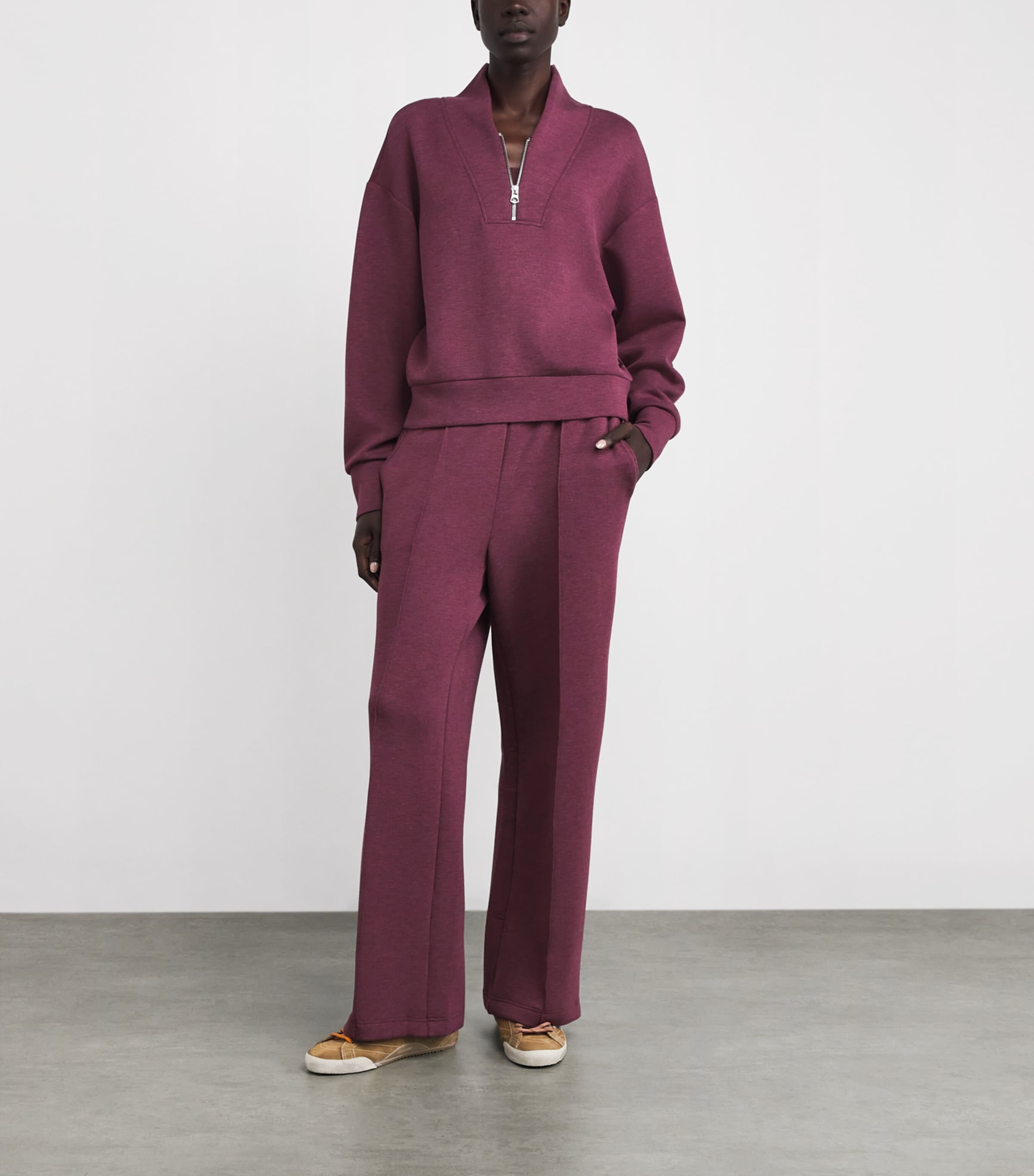 FreeSoft Wide-Leg Sweatpants BURGANDY Image 2
