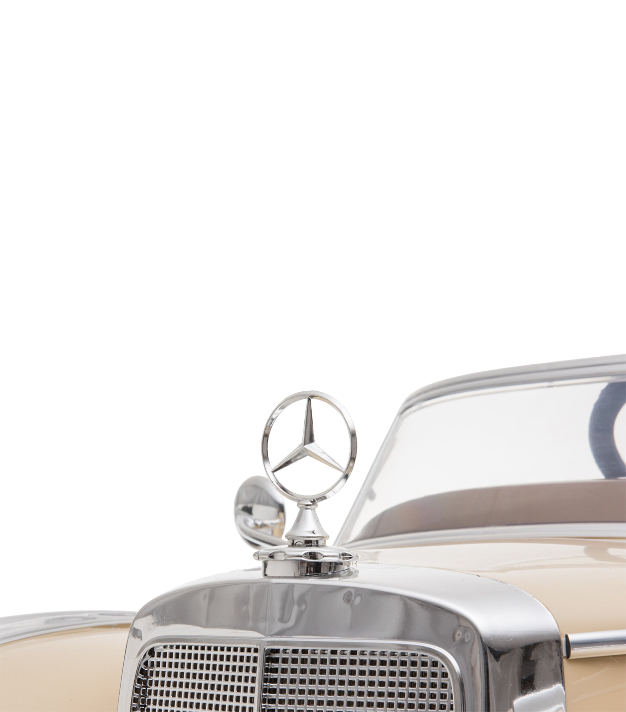 Ride on Cars Mercedes Classic 300s Single-Seater Ride-On Car Image 5
