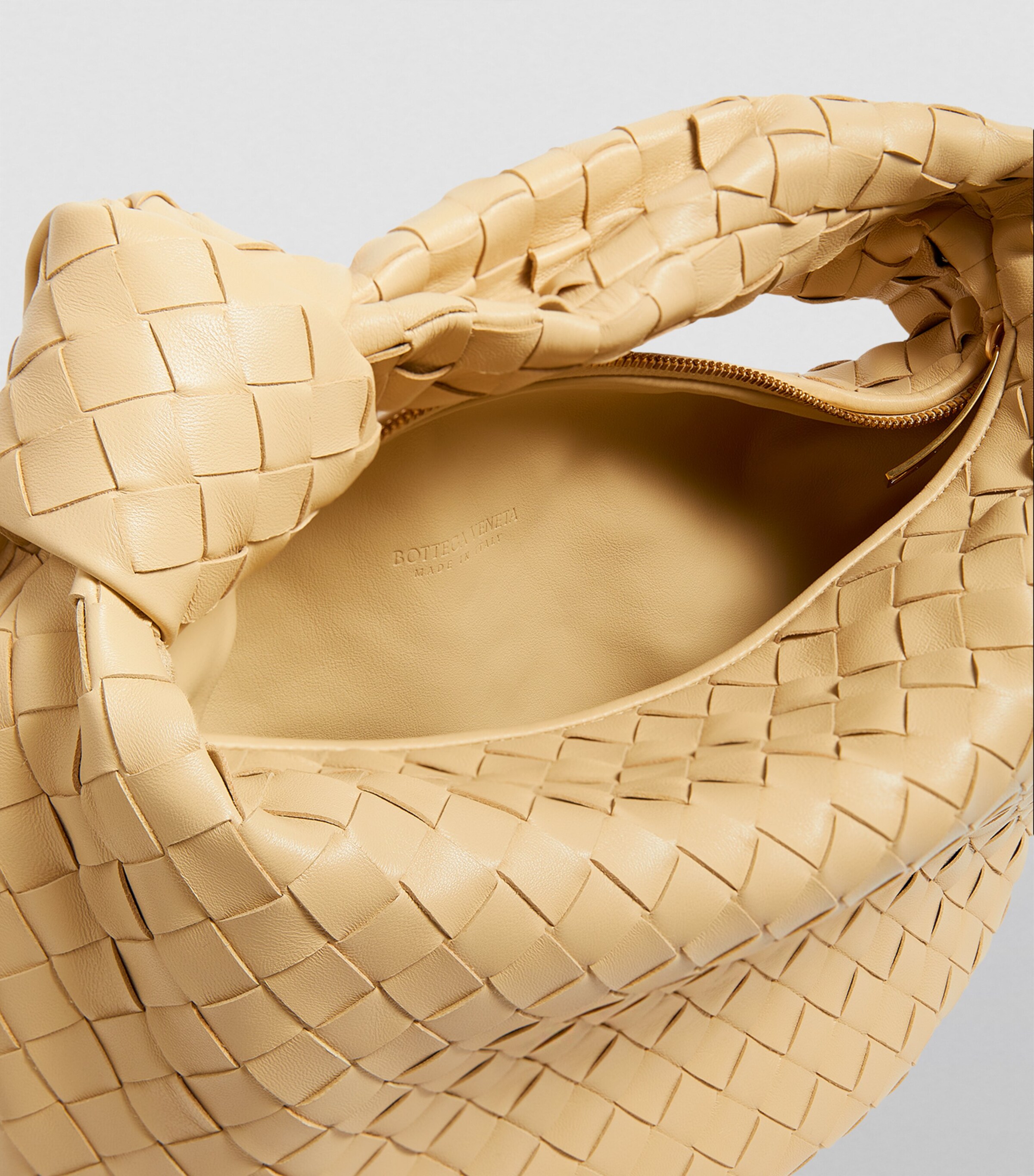 Bottega Veneta Teen Leather Jodie Bag Porridge Gold Image 6