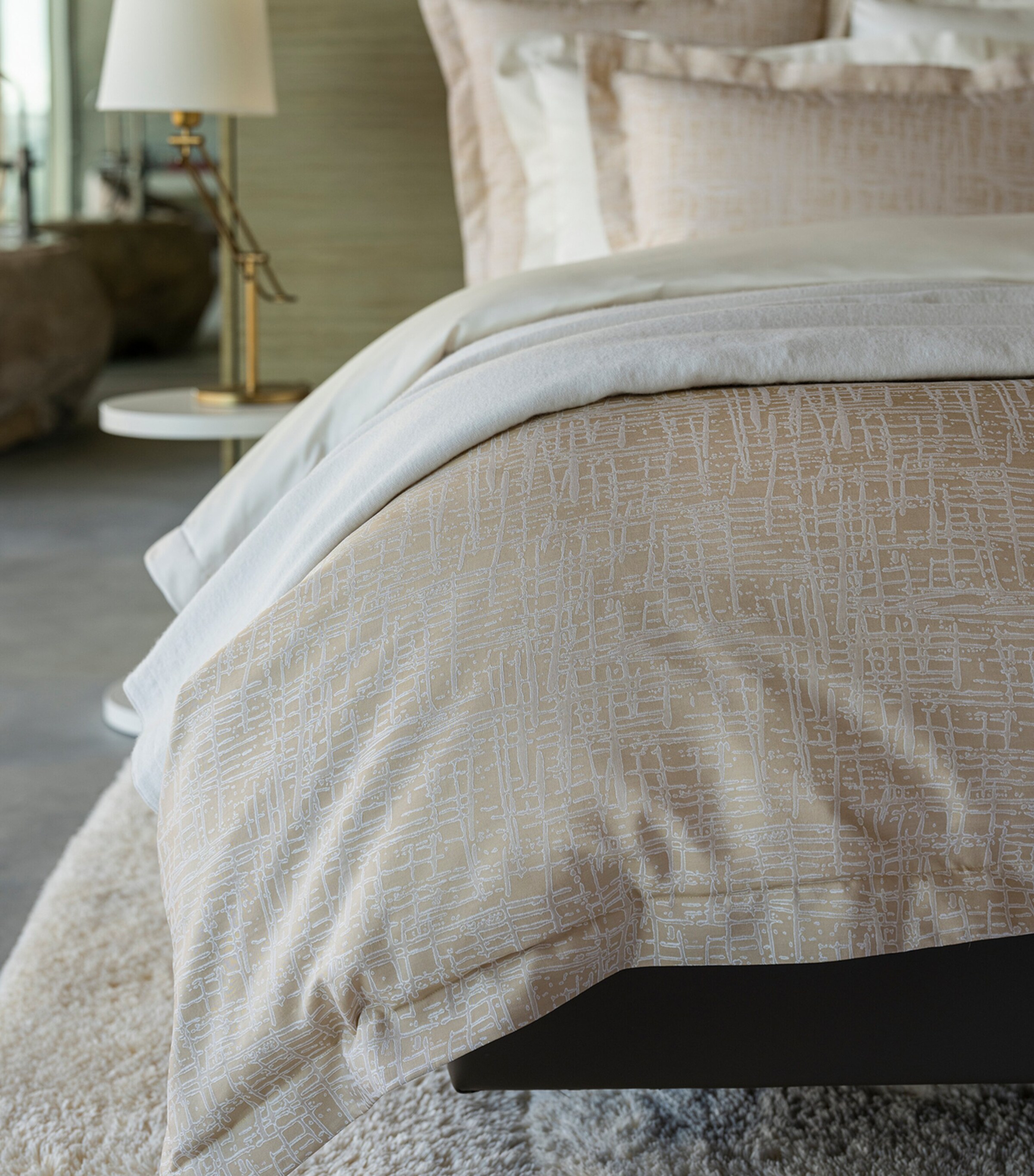 Celso De Lemos Egyptian Cotton-Silk Partition King Duvet Cover (230cm x 220cm) Miel Image 2