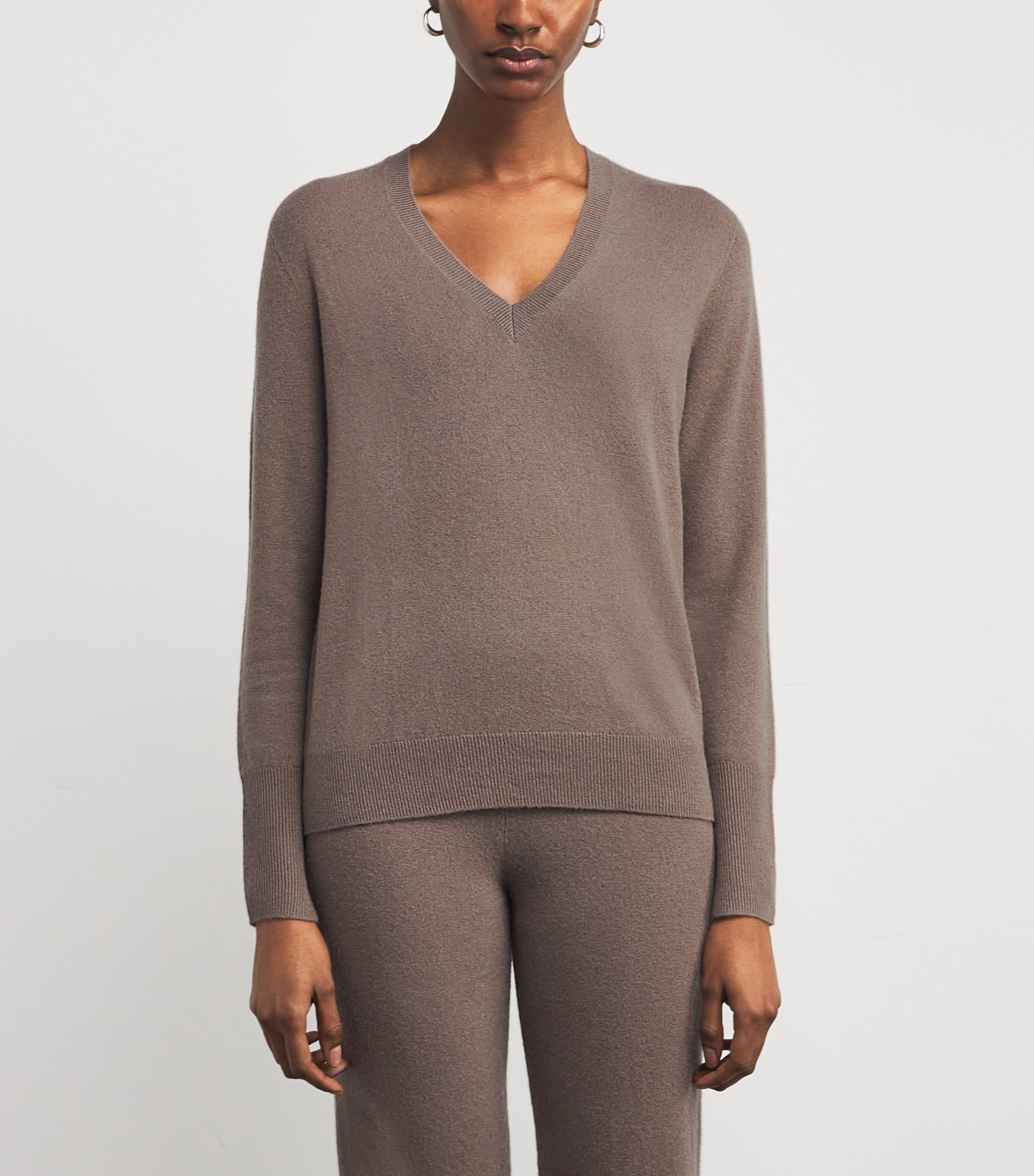 Cashmere V-Neck Sweater MUSHROOM Image 3