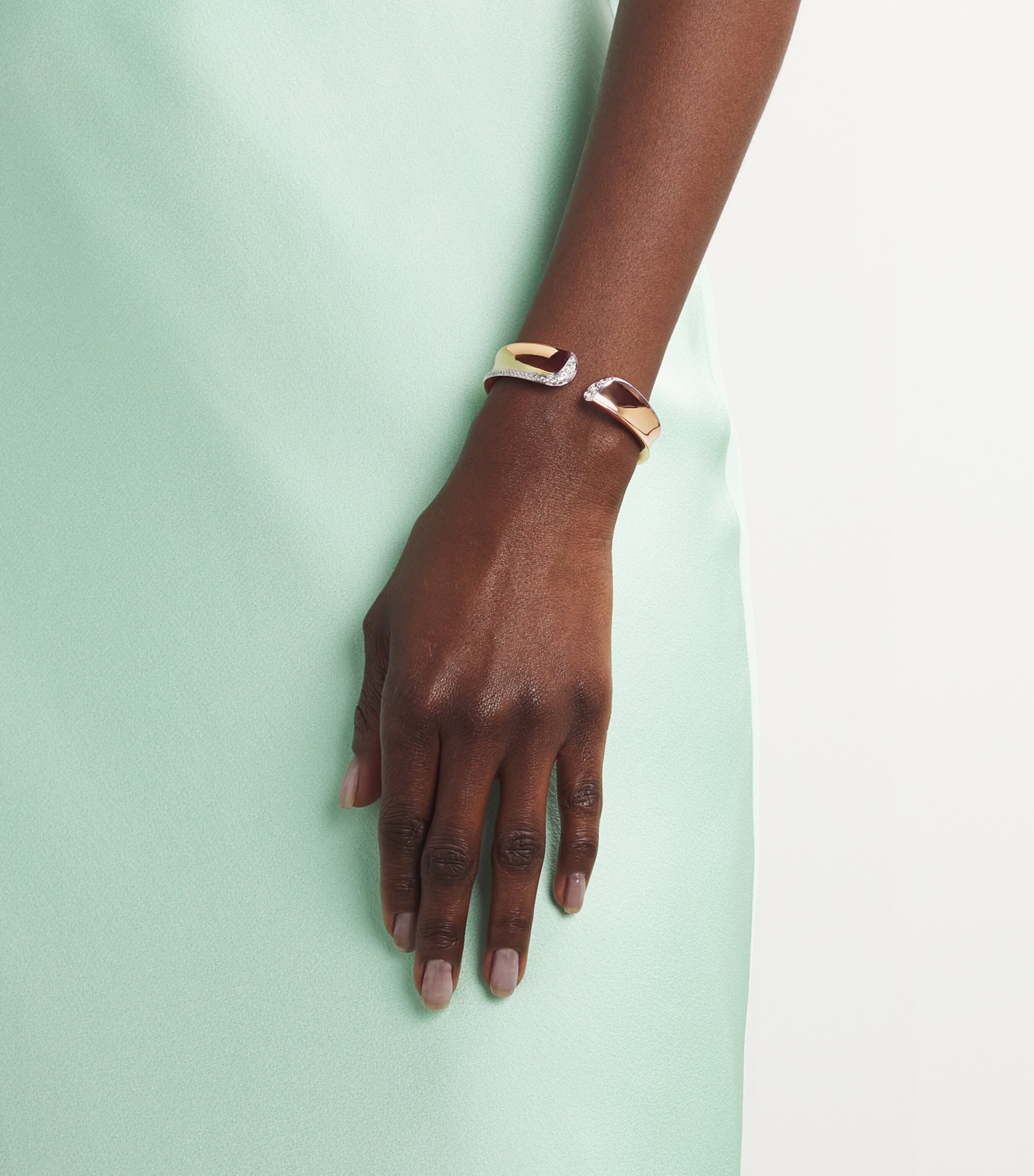 Yellow Gold and Diamond Margareta Bangle YELLOW GOLD Image 2