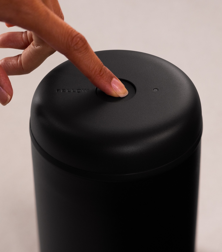 Atmos Vacuum Storage Canister (700ml) BLACK Image 2