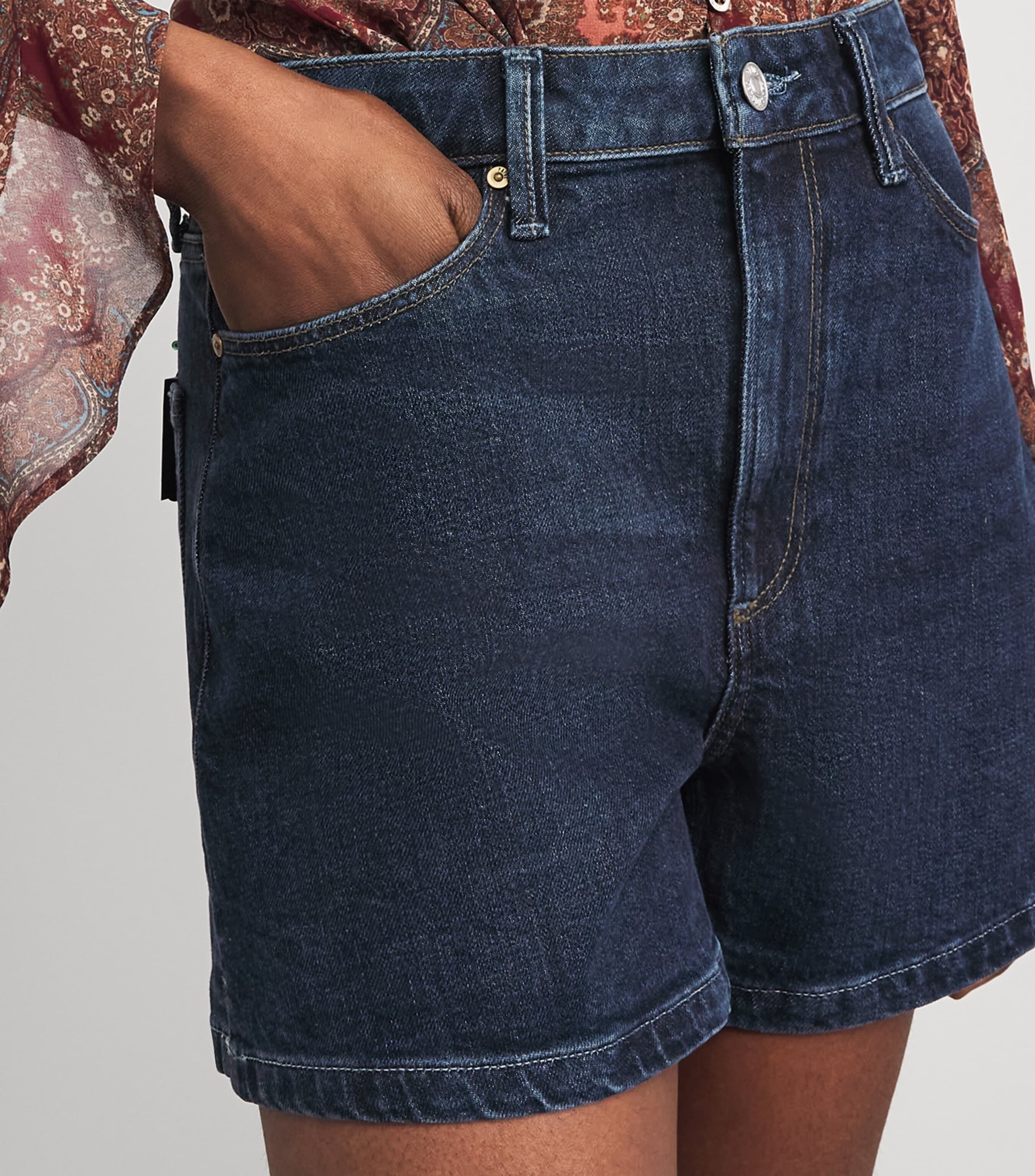 PAIGE Womens Dani High-Rise Denim Shorts Visage Image 3