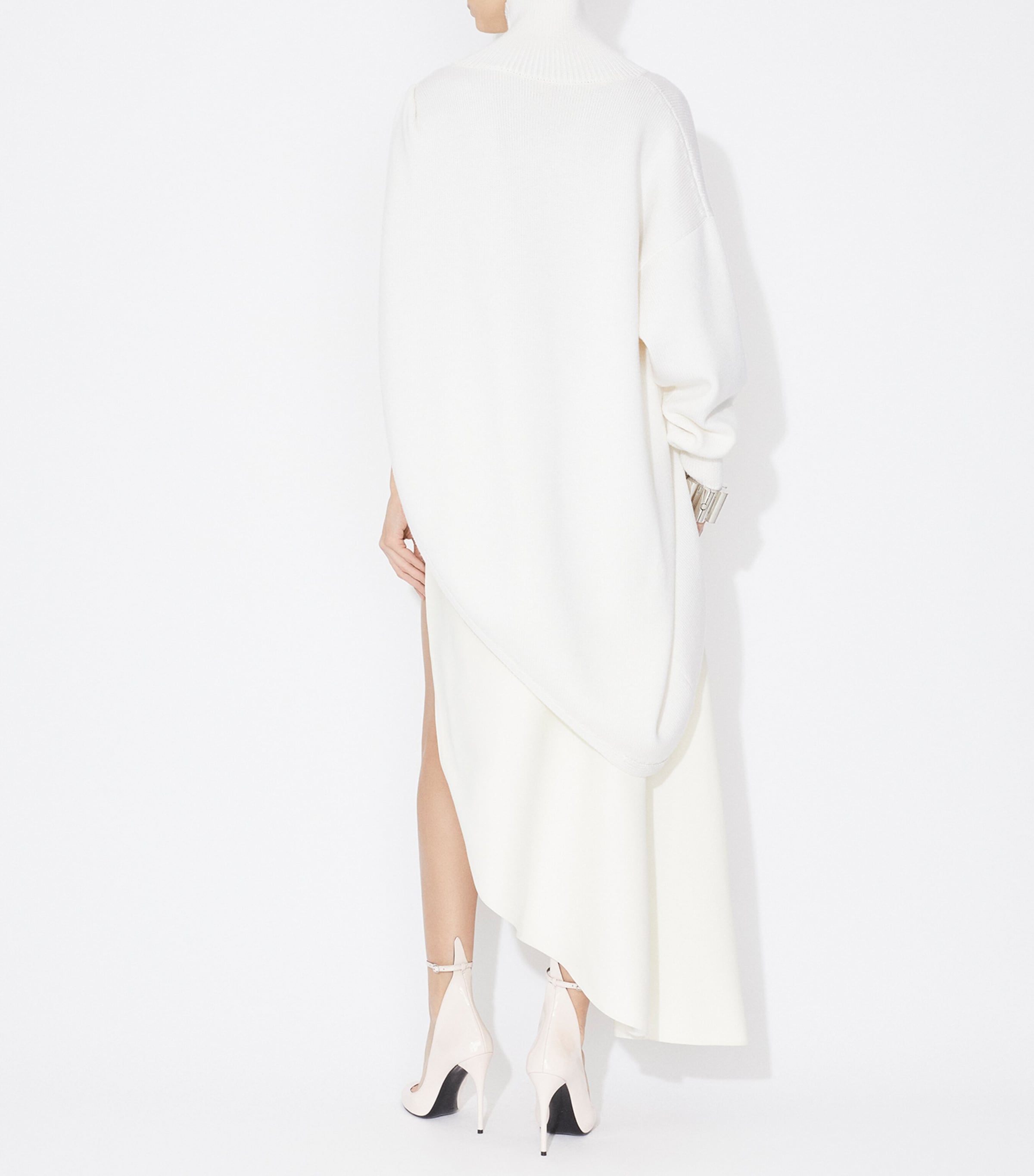 Wool Asymmetric Cape Sweater BLANC NATUREL Image 3