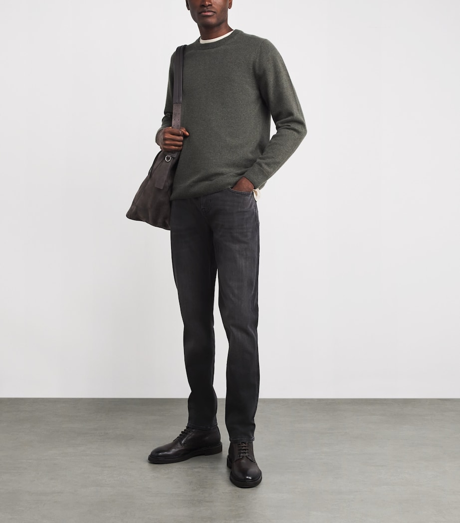 Slimmy Tapered Luxe Performance Jeans WASHED BLACK Image 2