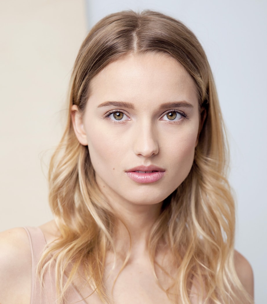 Sisley Phyto-Teint Ultra Éclat Foundation Snow Image 4
