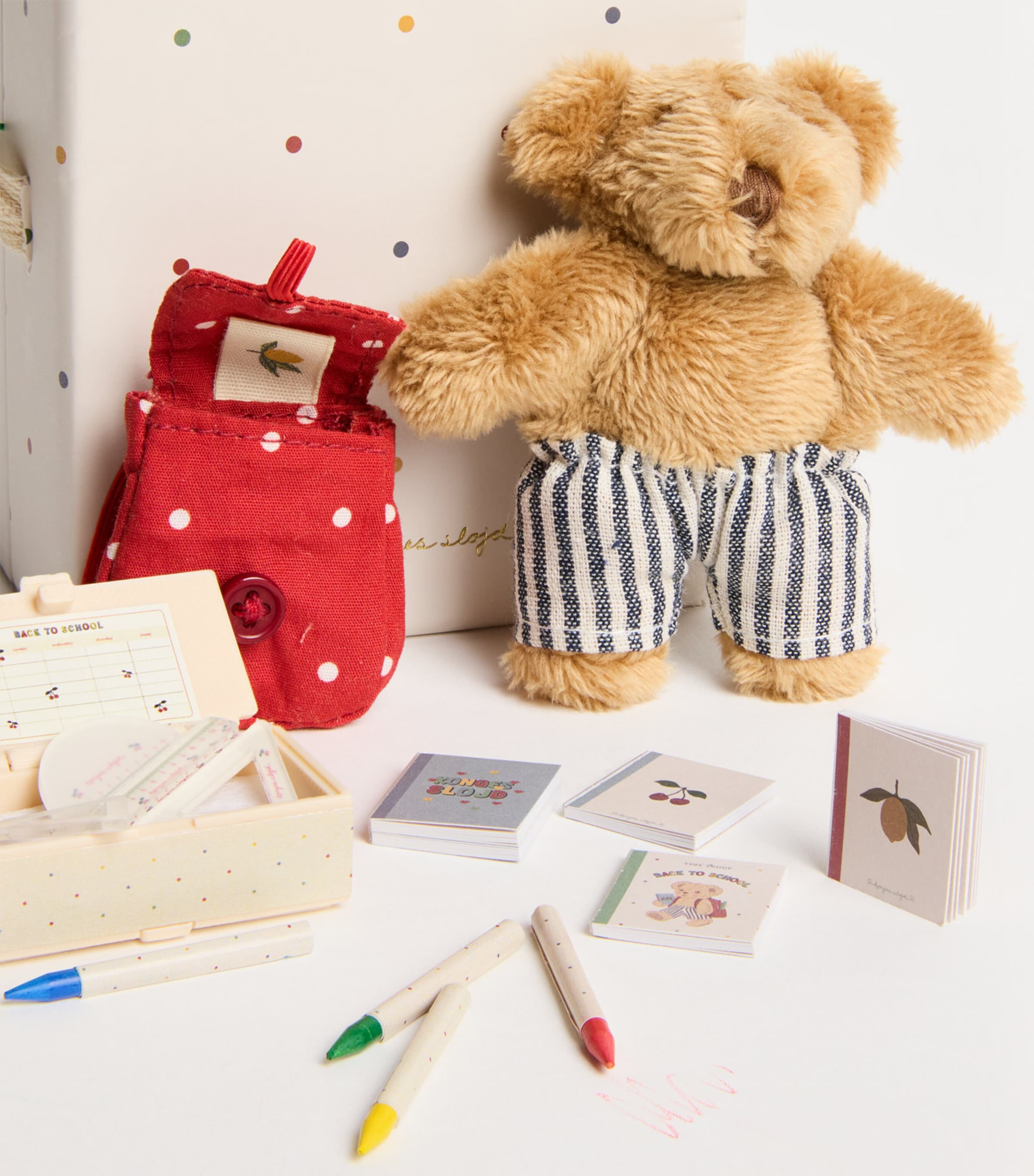 KONGES SLOJD Tiny Teddy Back to School (10cm) Image 3