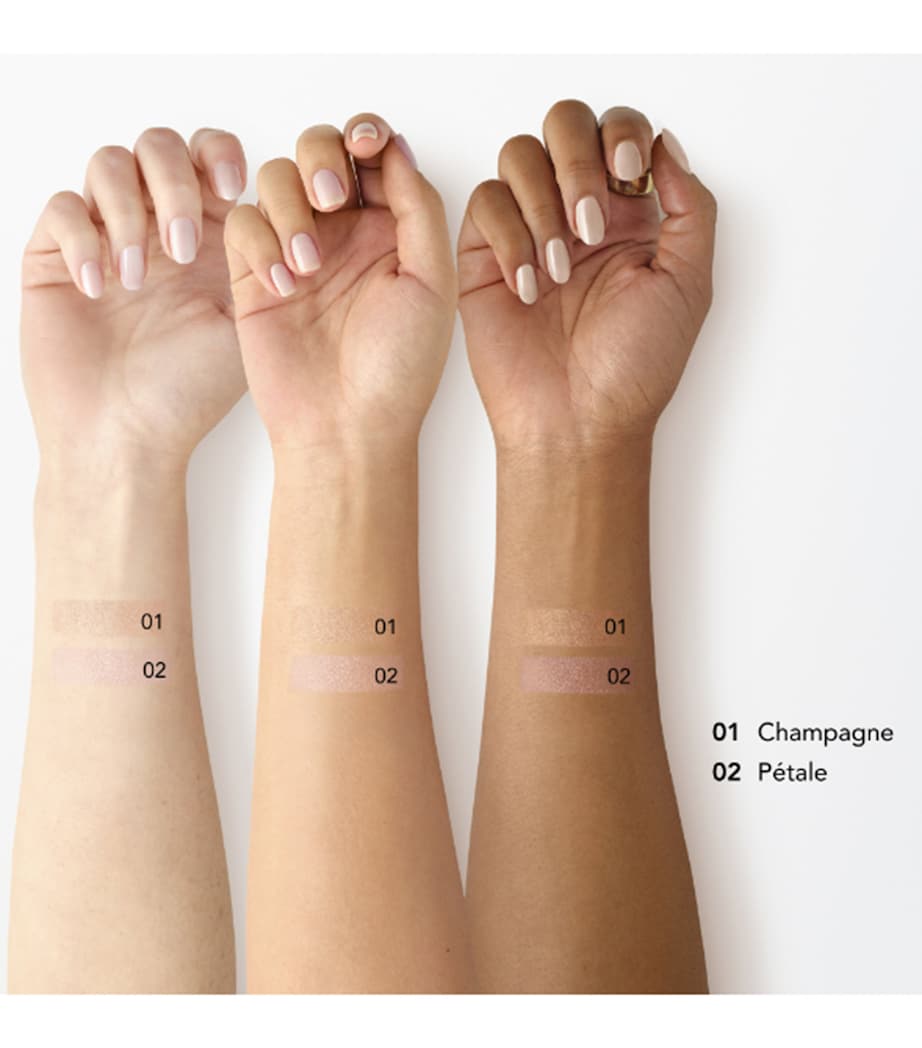 Chantecaille Cheek Light Highlighter Petale Image 2
