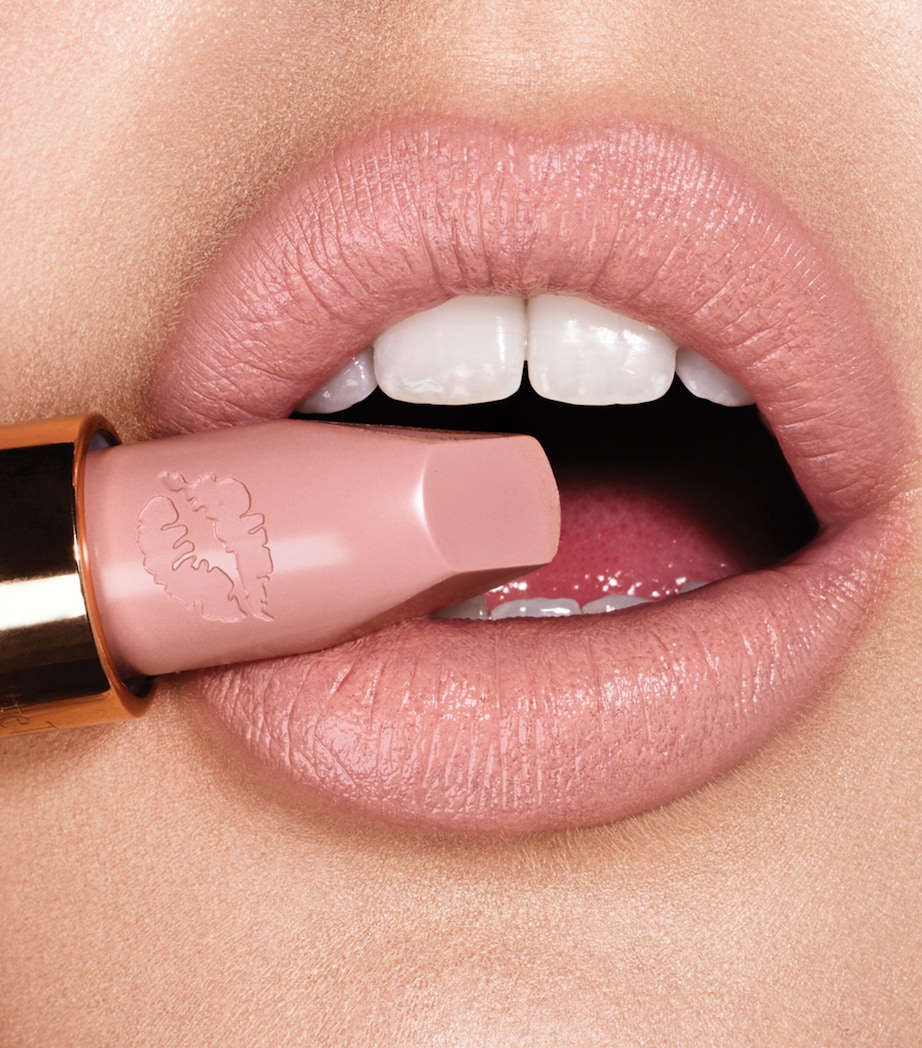 Hot Lips Lipstick KIM K.W Image 2