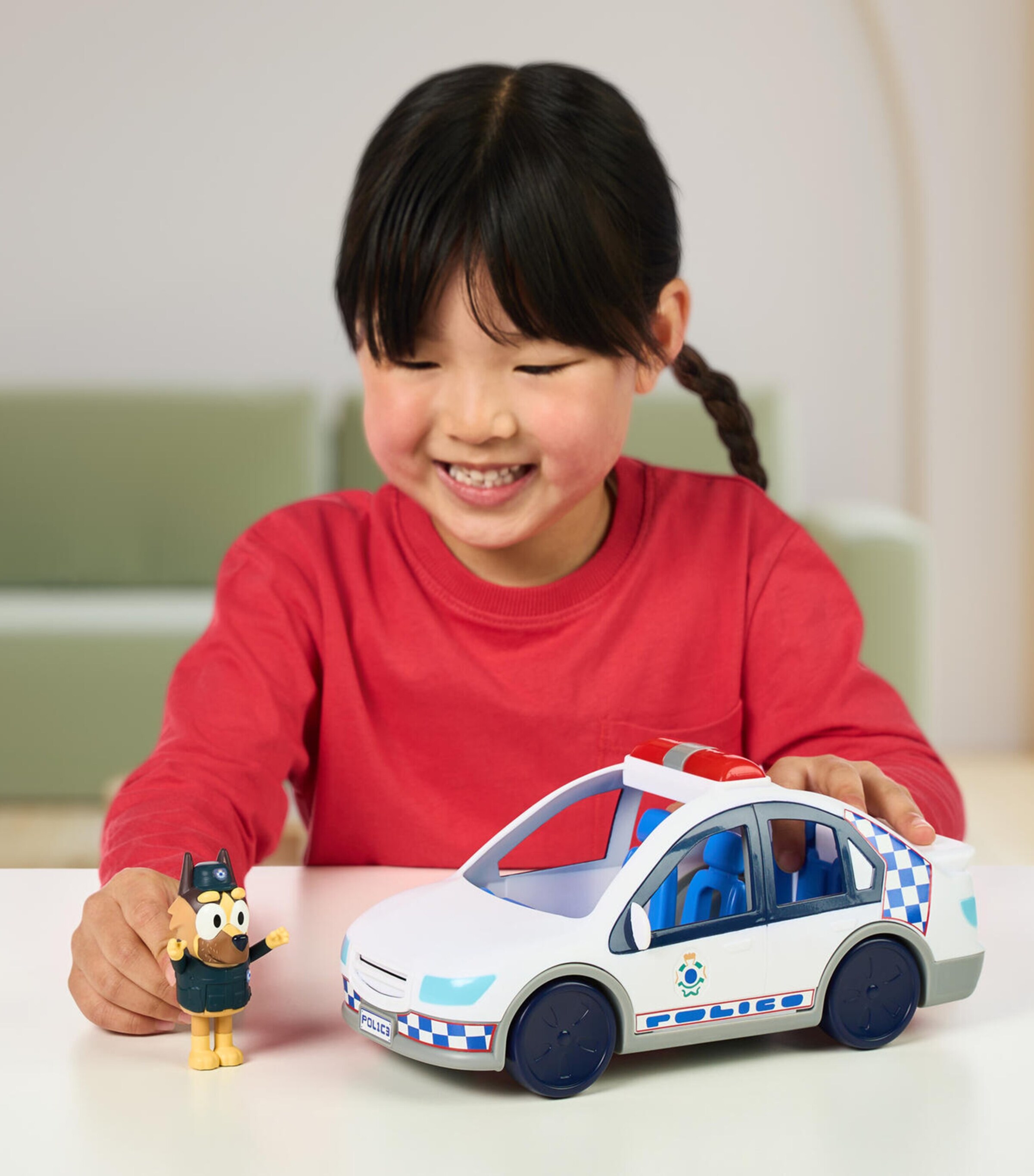 BLUEY Police Car Playset Image 6