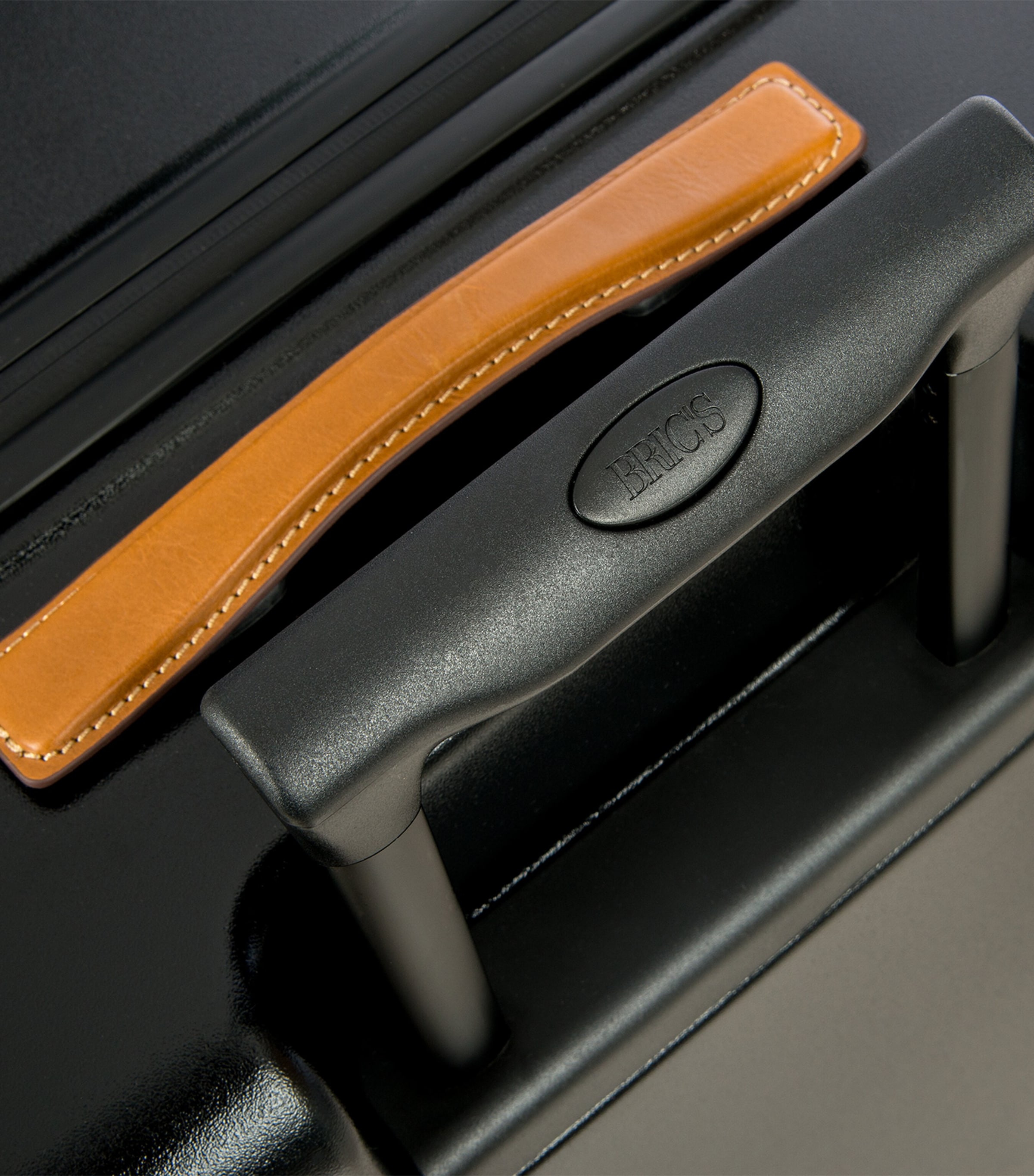 Amalfi Spinner Check-In Suitcase (82cm) BLACK Image 9