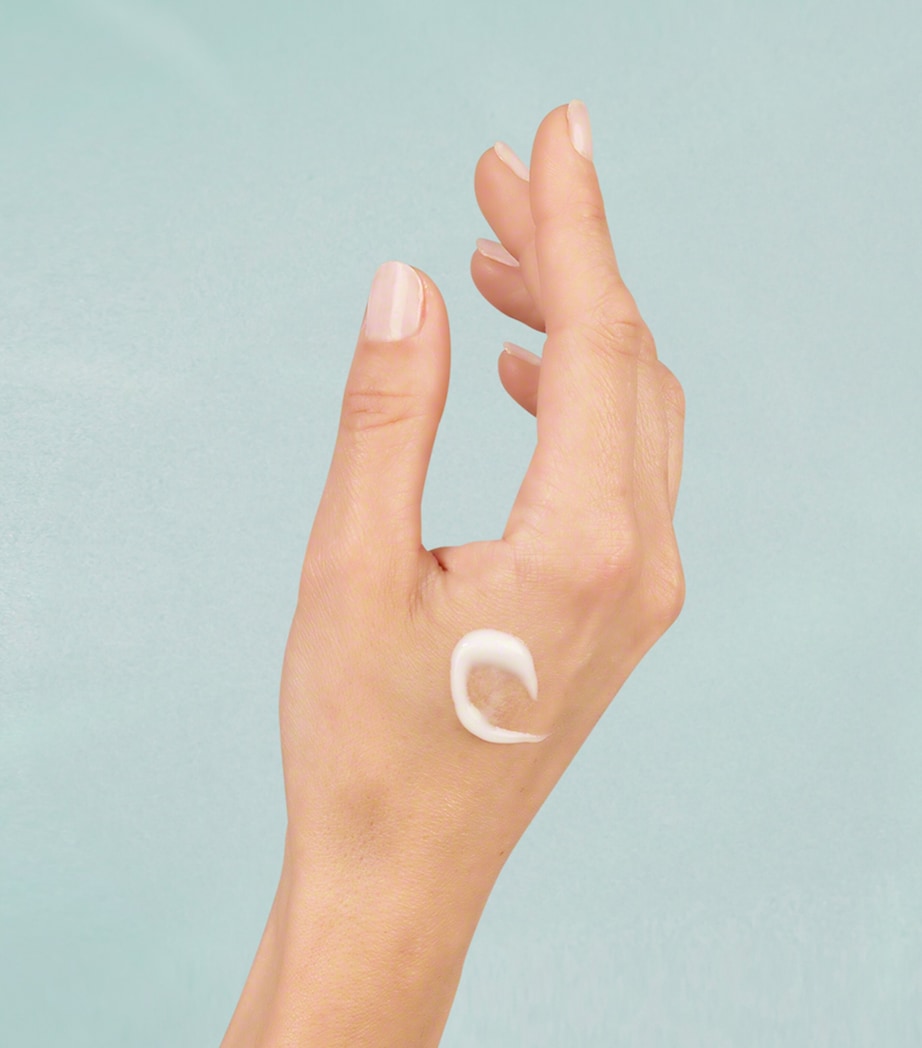 Vital B Serum (30ml) NO COLOUR Image 10