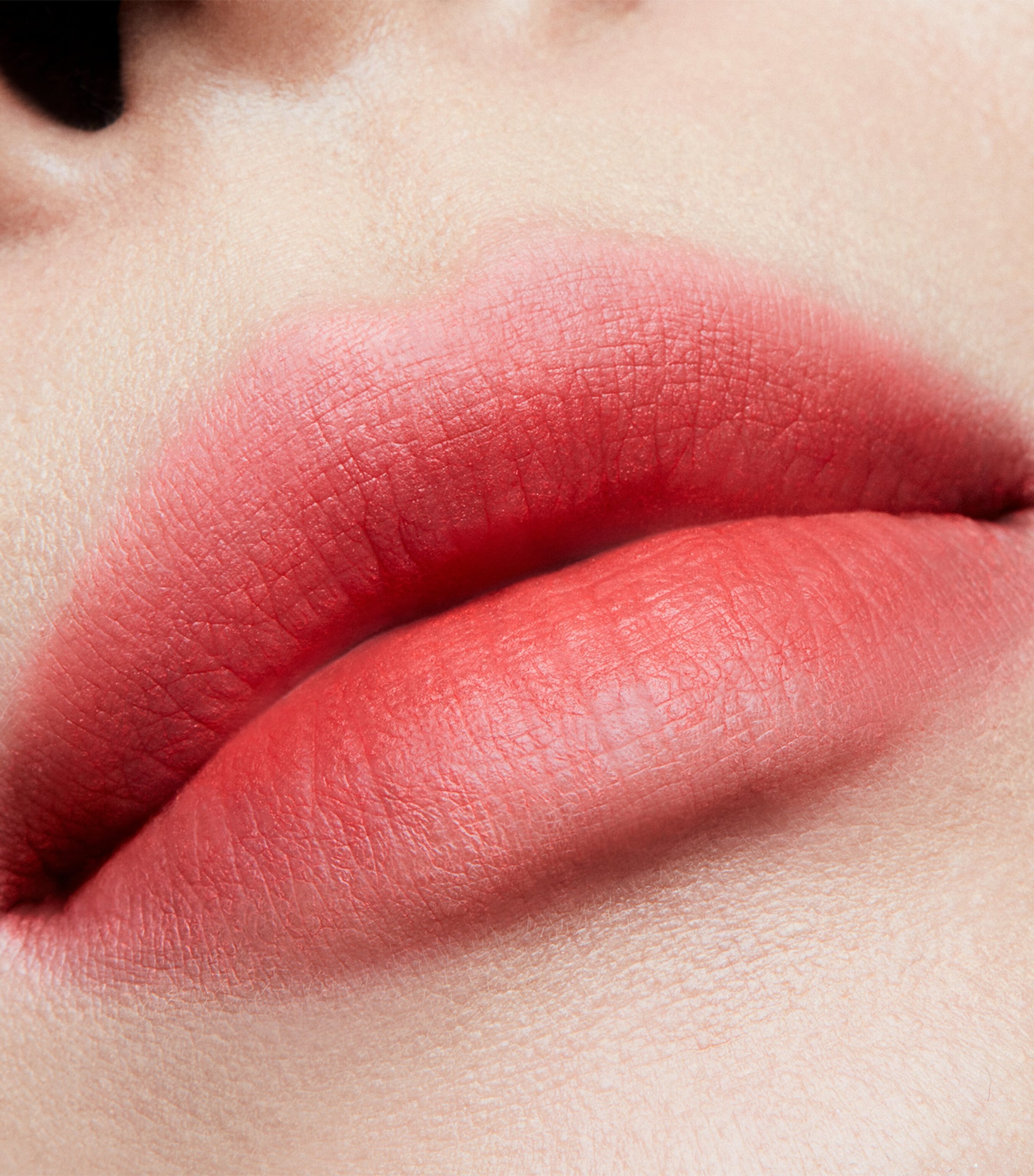 Powder Kiss Lipstick MANDARIN O Image 3