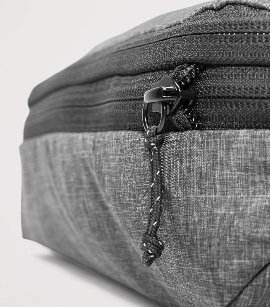 Medium Compressible Packing Cube CHARCOAL Image 9