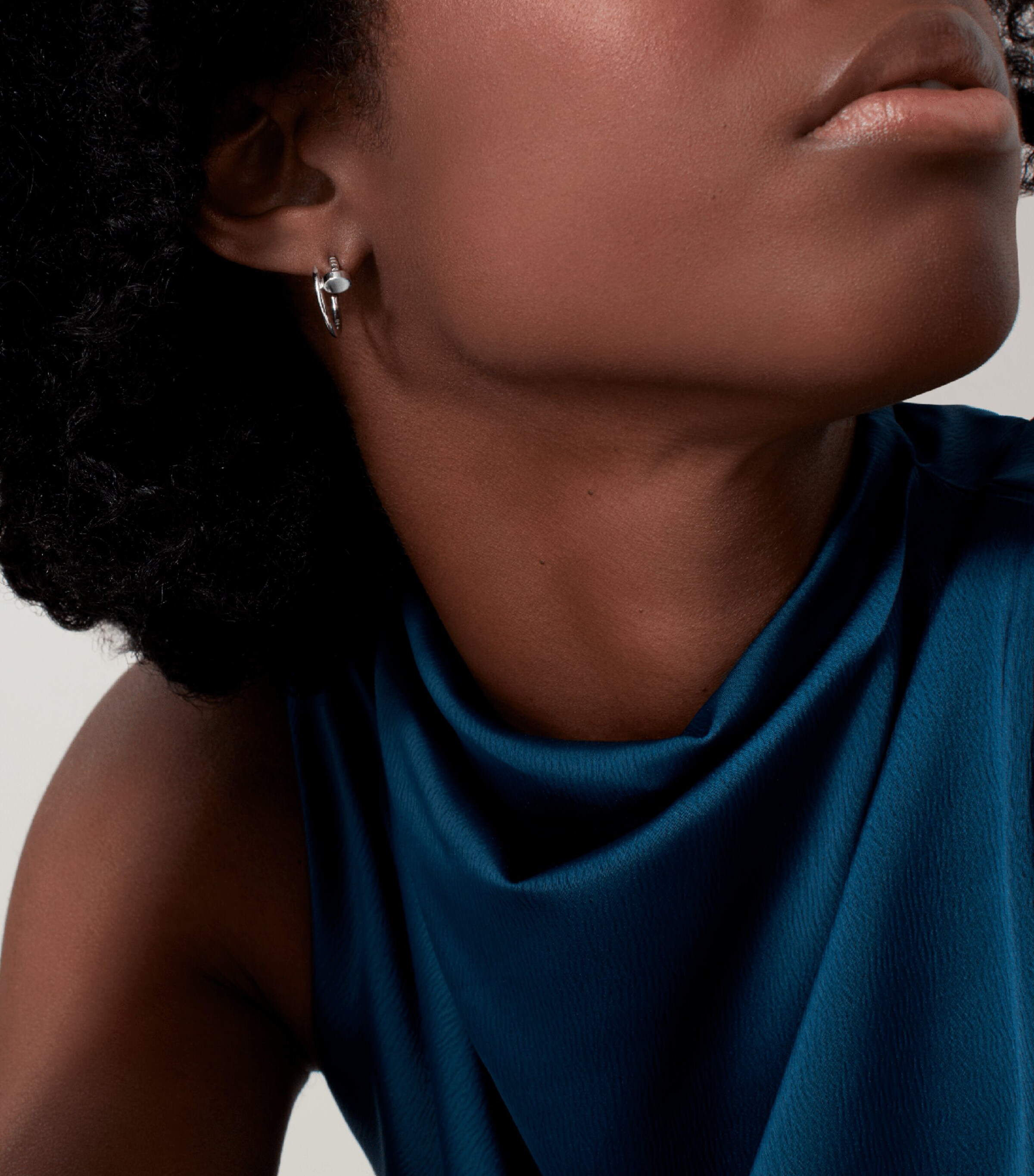 White Gold Juste un Clou Hoop Earrings WHITE GOLD Image 3