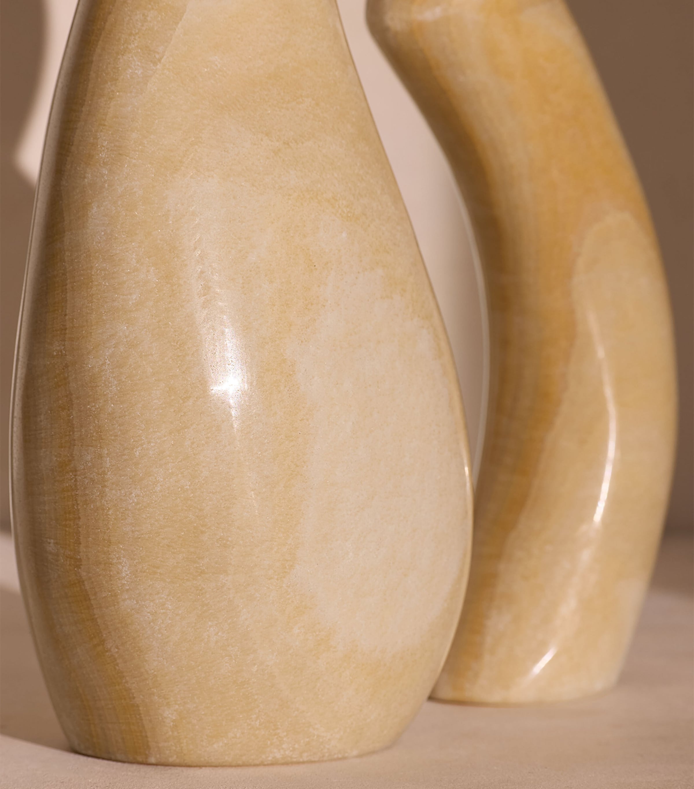 Soho Home Onyx Anderson Ornament (30cm) White Image 5