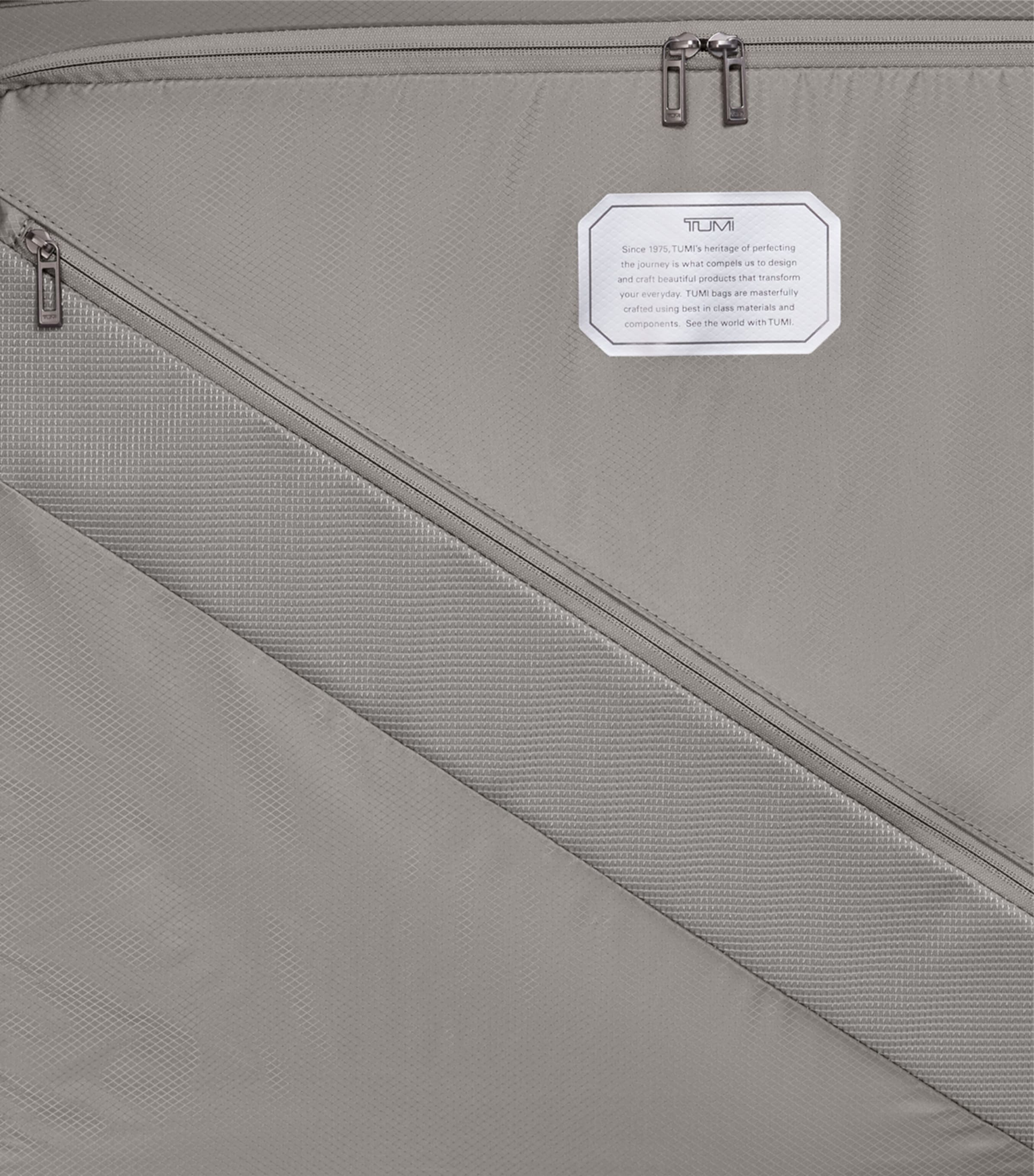 19 Degree Lite Extended Trip Check-In Suitcase (77.5cm) THYME A639 Image 3