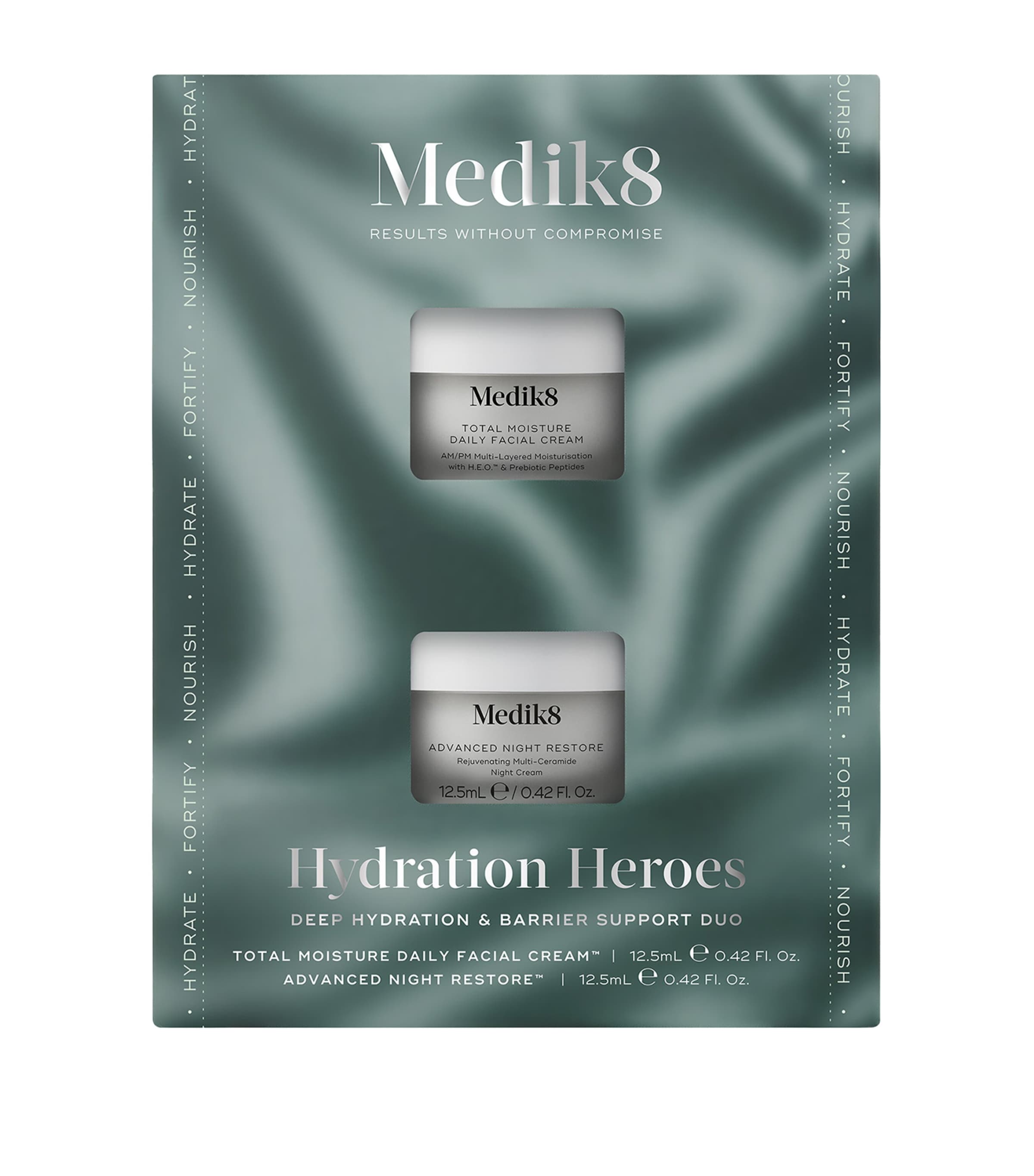 Medik8 Hydration Heroes Gift Set In Green