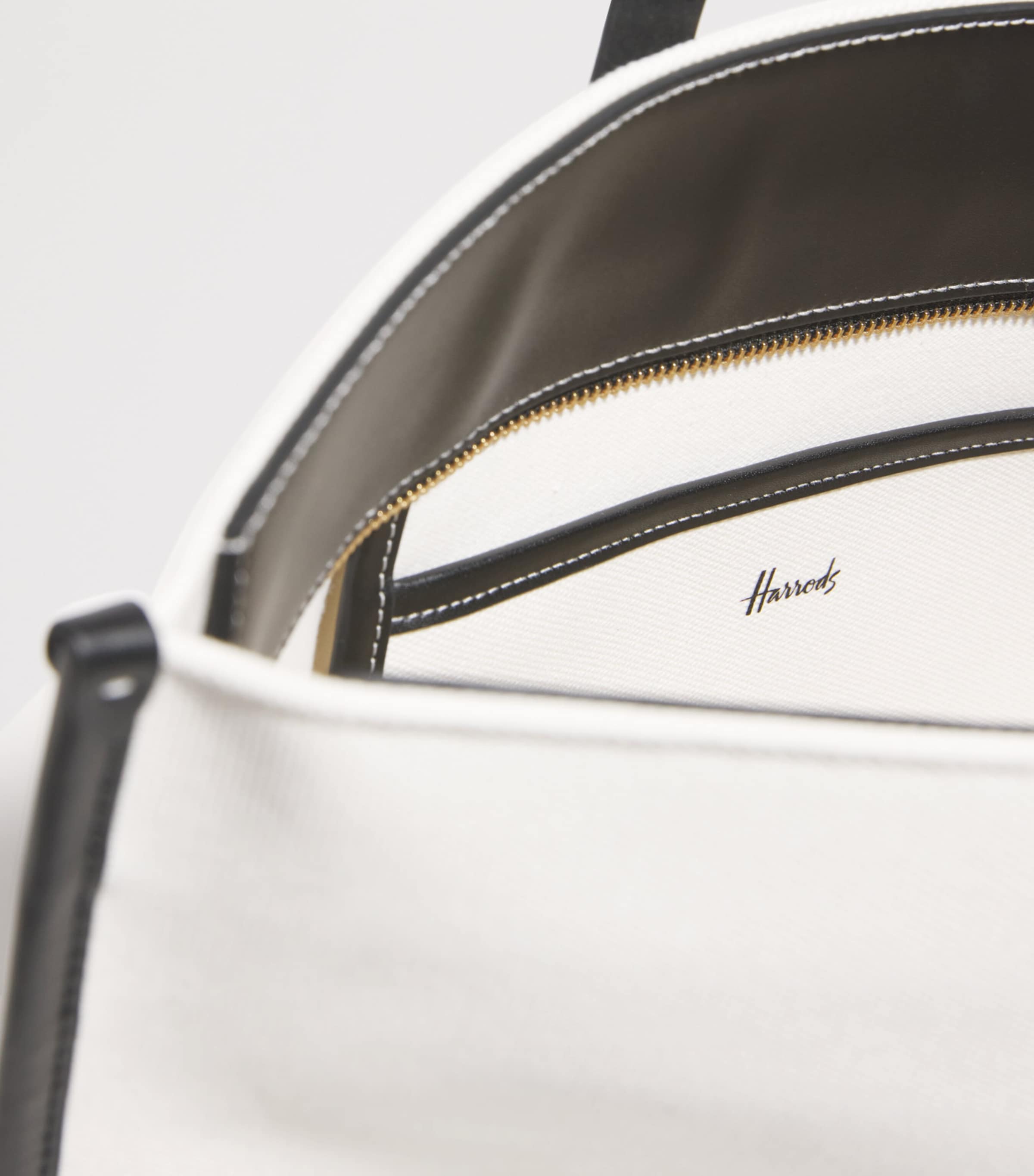 Building Landscape Shopper Bag CREAM Image 4