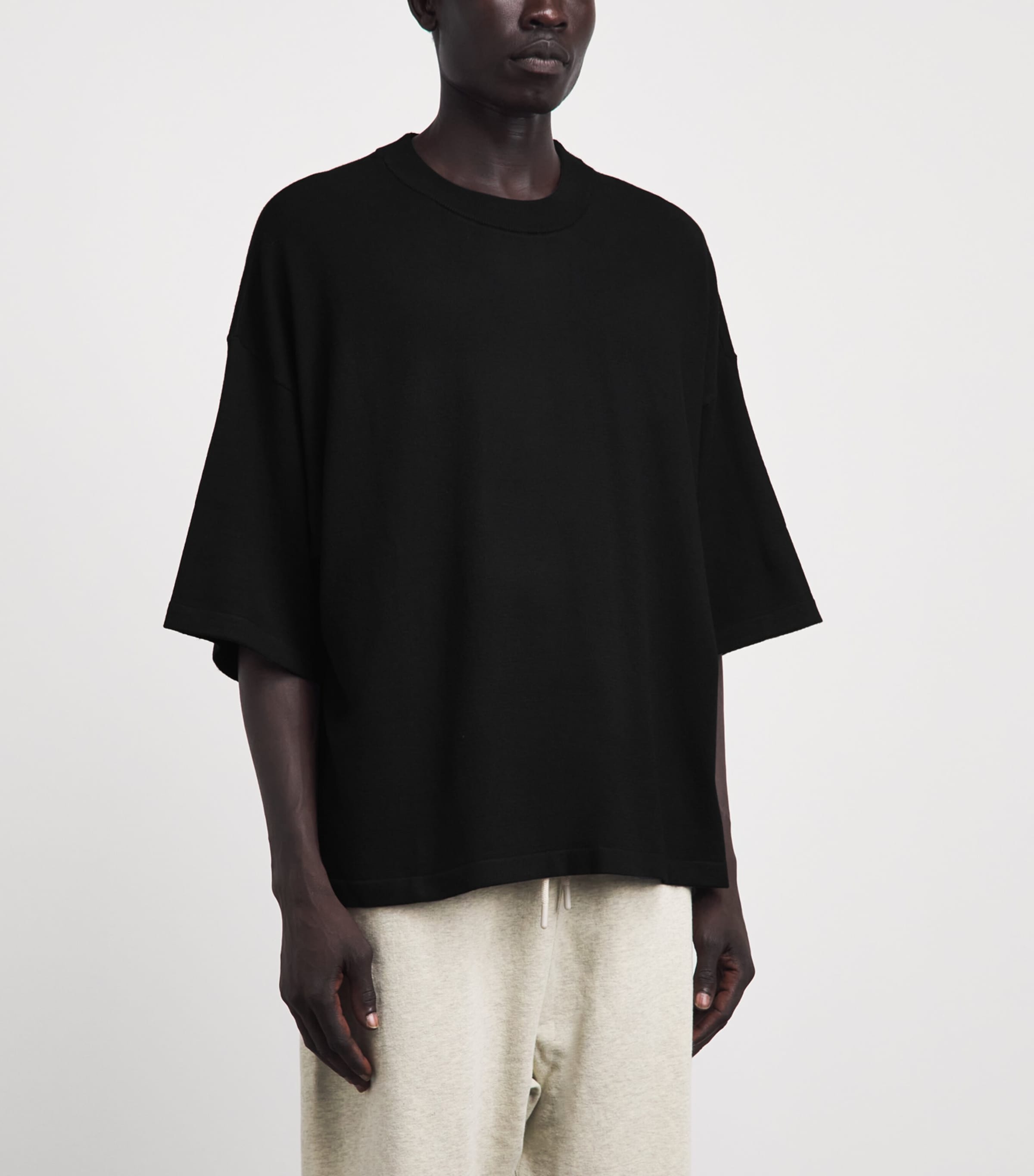 FEAR OF GOD ESSENTIALS Mens Soft Knit T-Shirt Vintage Black Image 4