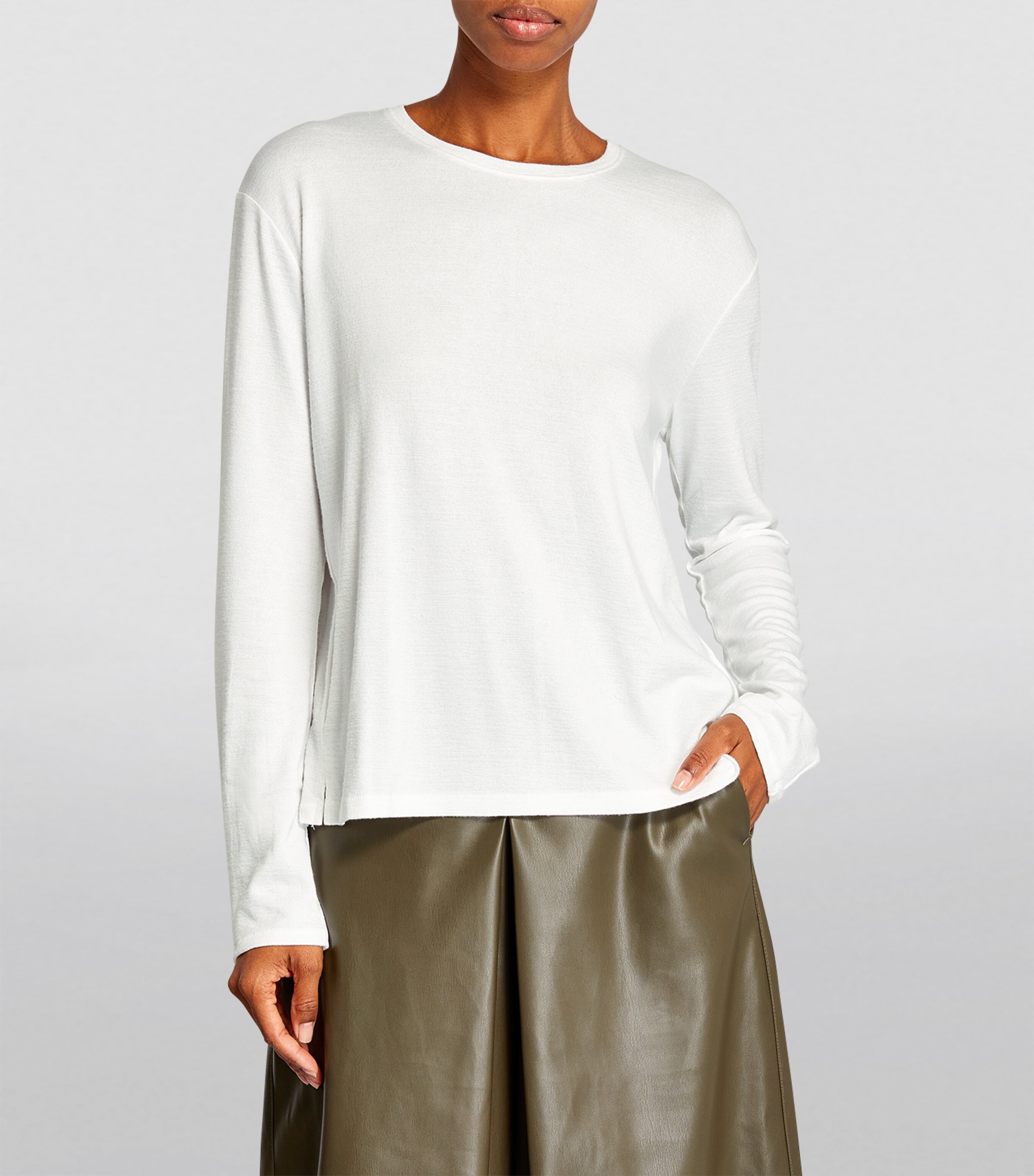 Fine-Knit Sweater WHITE Image 3