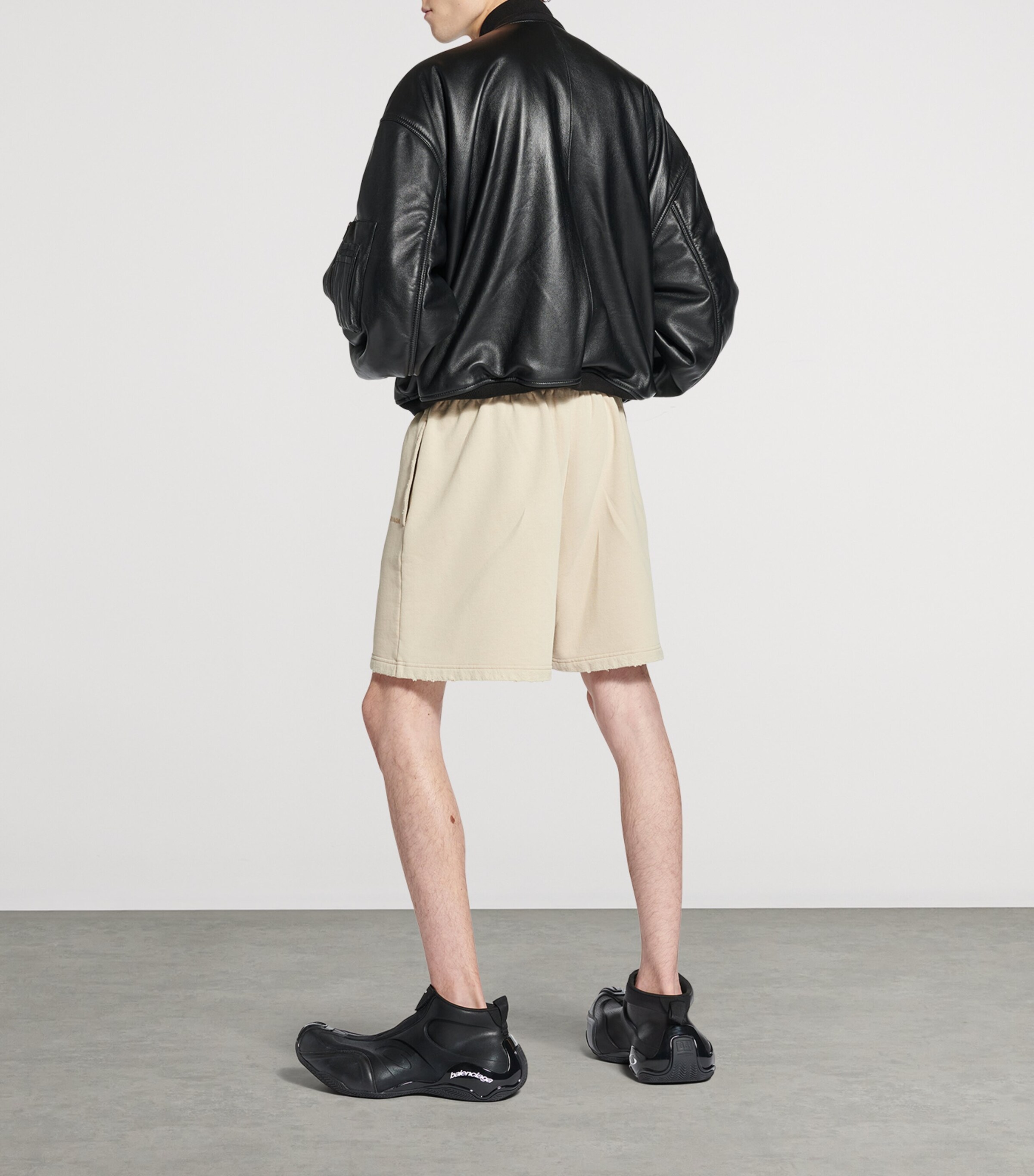 Balenciaga Mens Cotton Logo Shorts Image 5