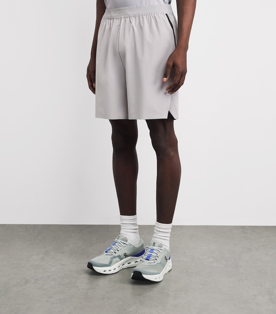 On Mens Train Shorts Alloy Image 4
