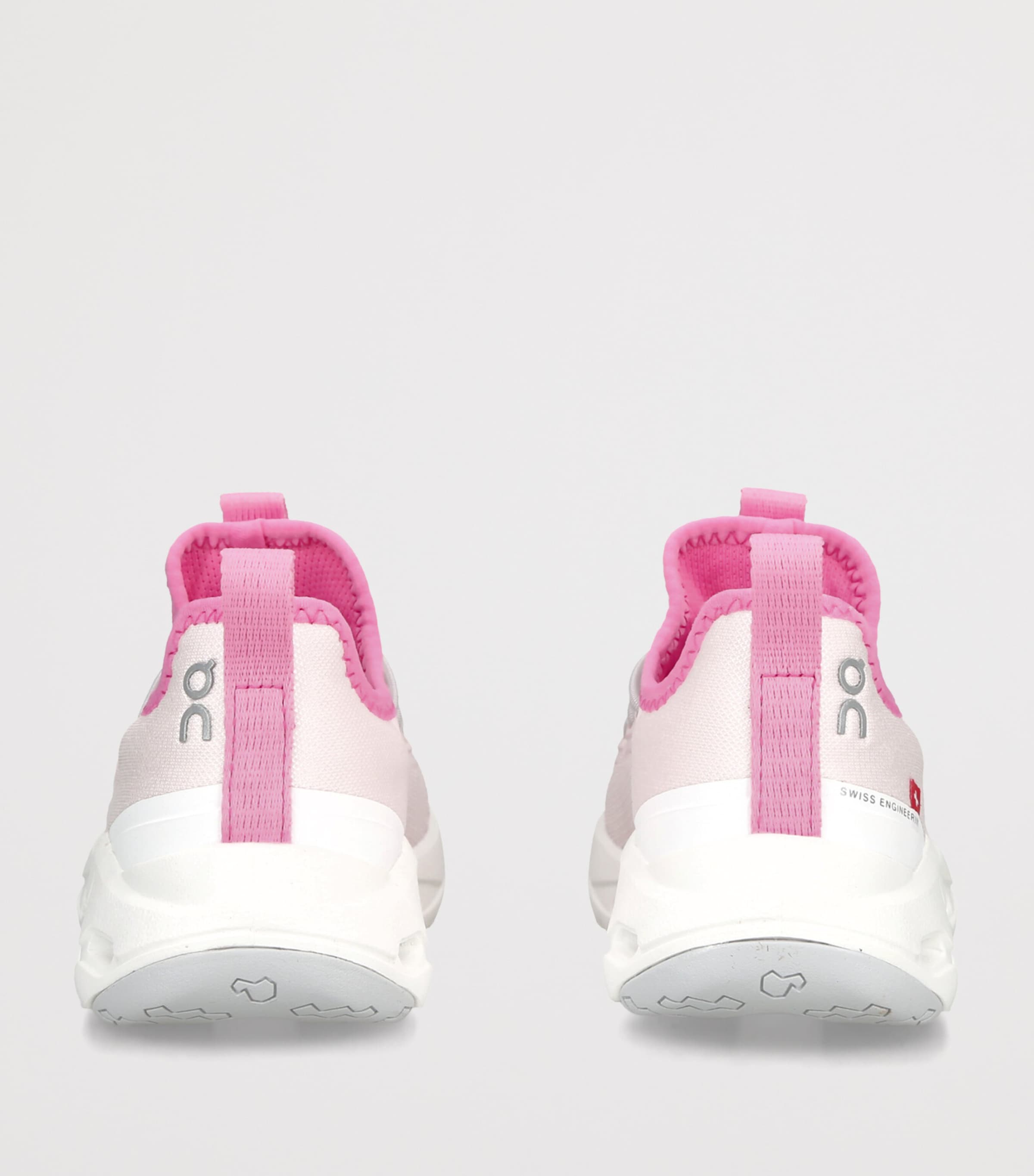 ON Running Cloudleap Trainers Pink Image 4