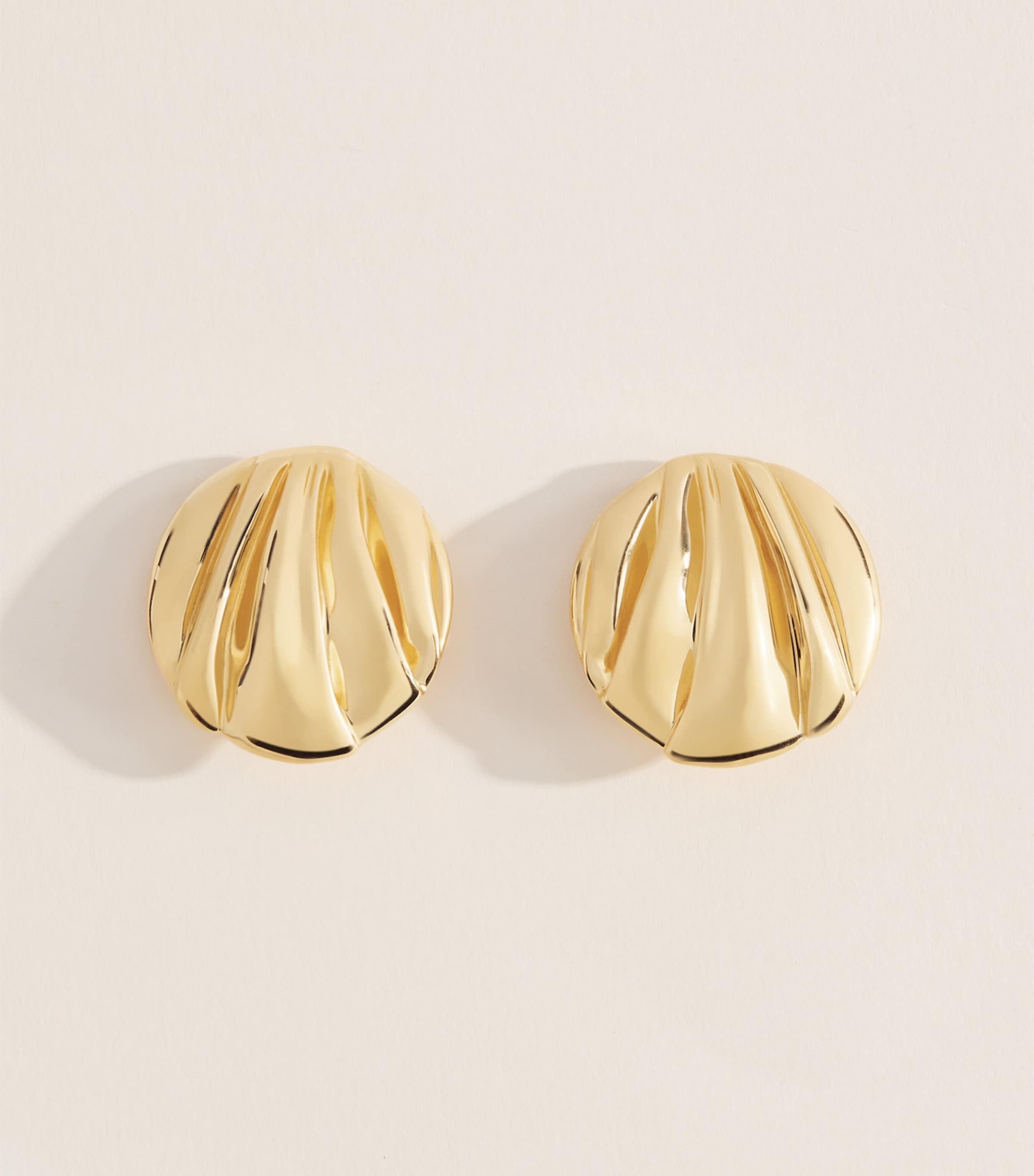 Chloé Pleats Clip-On Earrings Vintage Gold