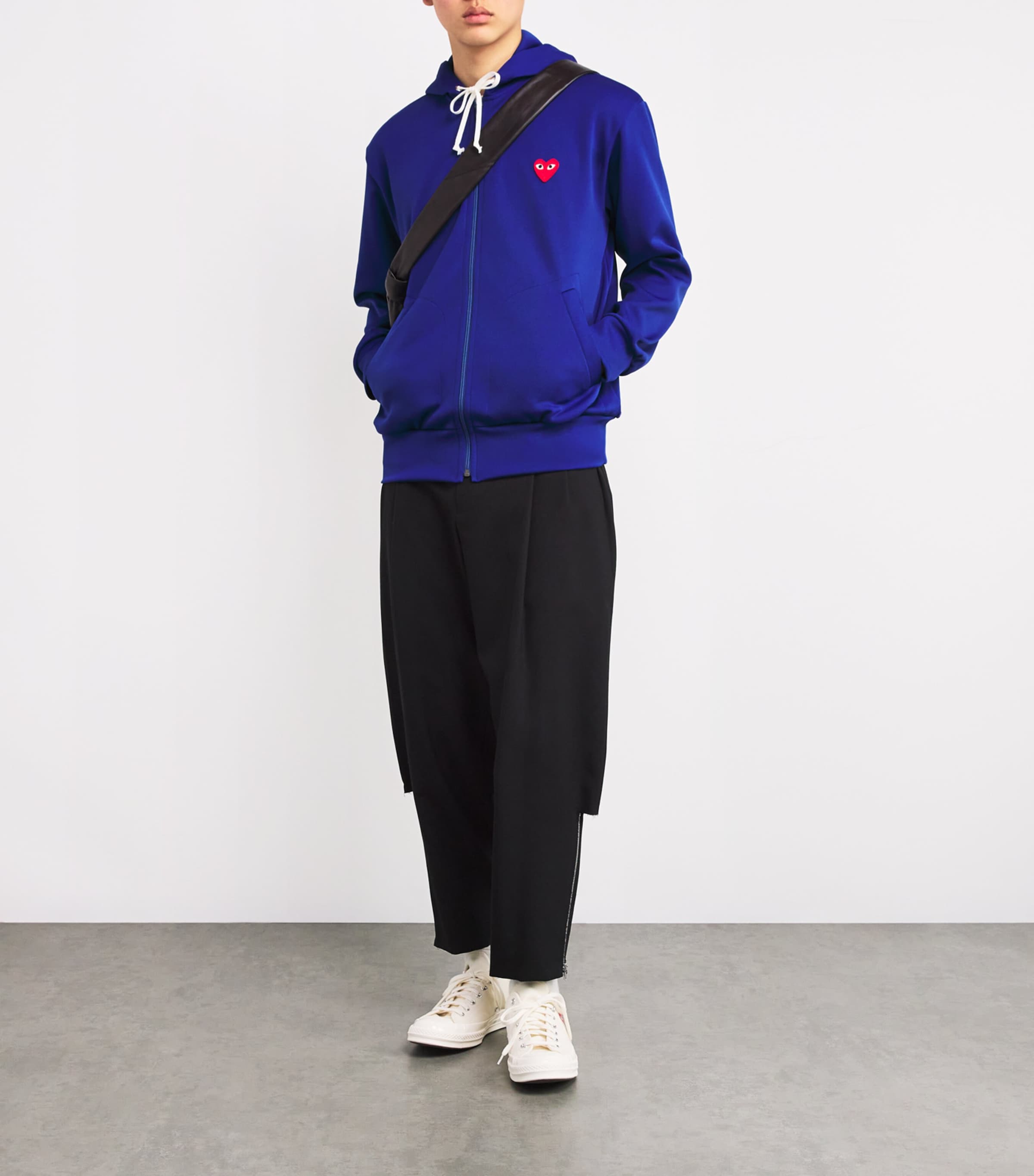 Zip-Up Heart Hoodie NAVY Image 2