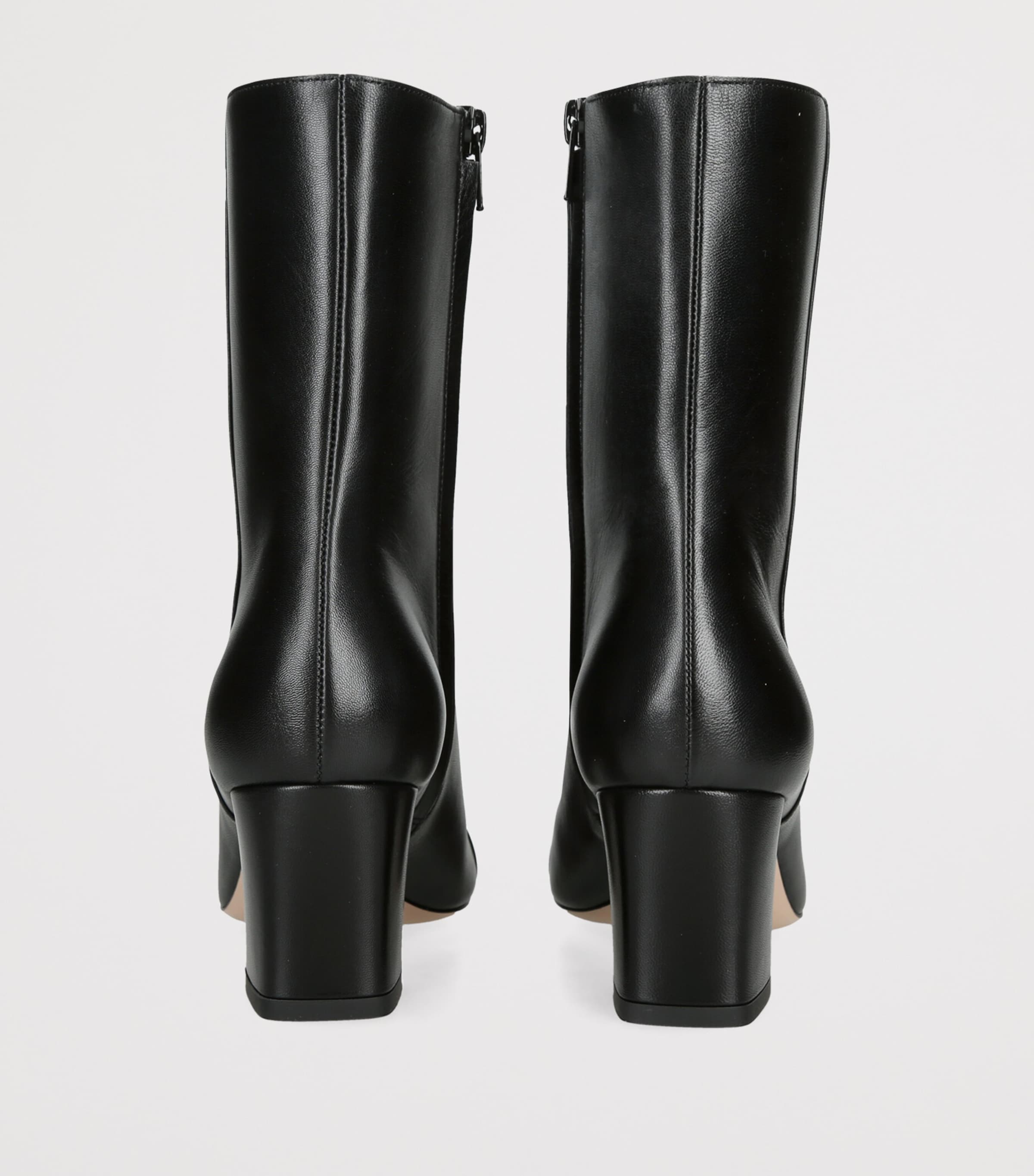 Valentino Garavani Womens Leather Veeside Ankle Boots 60 Black Image 4