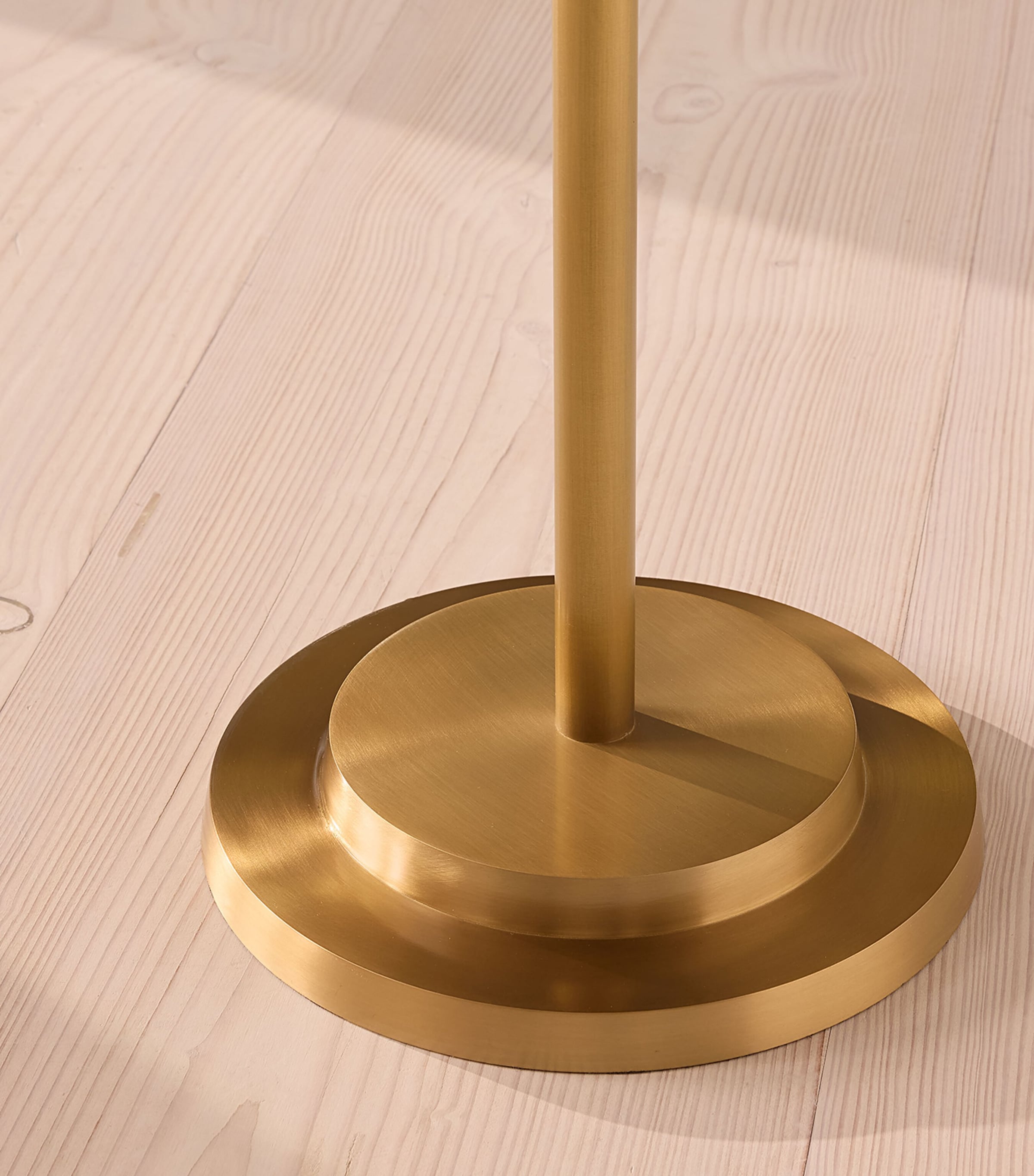 Soho Home Cinema Side Table | Harrods NL