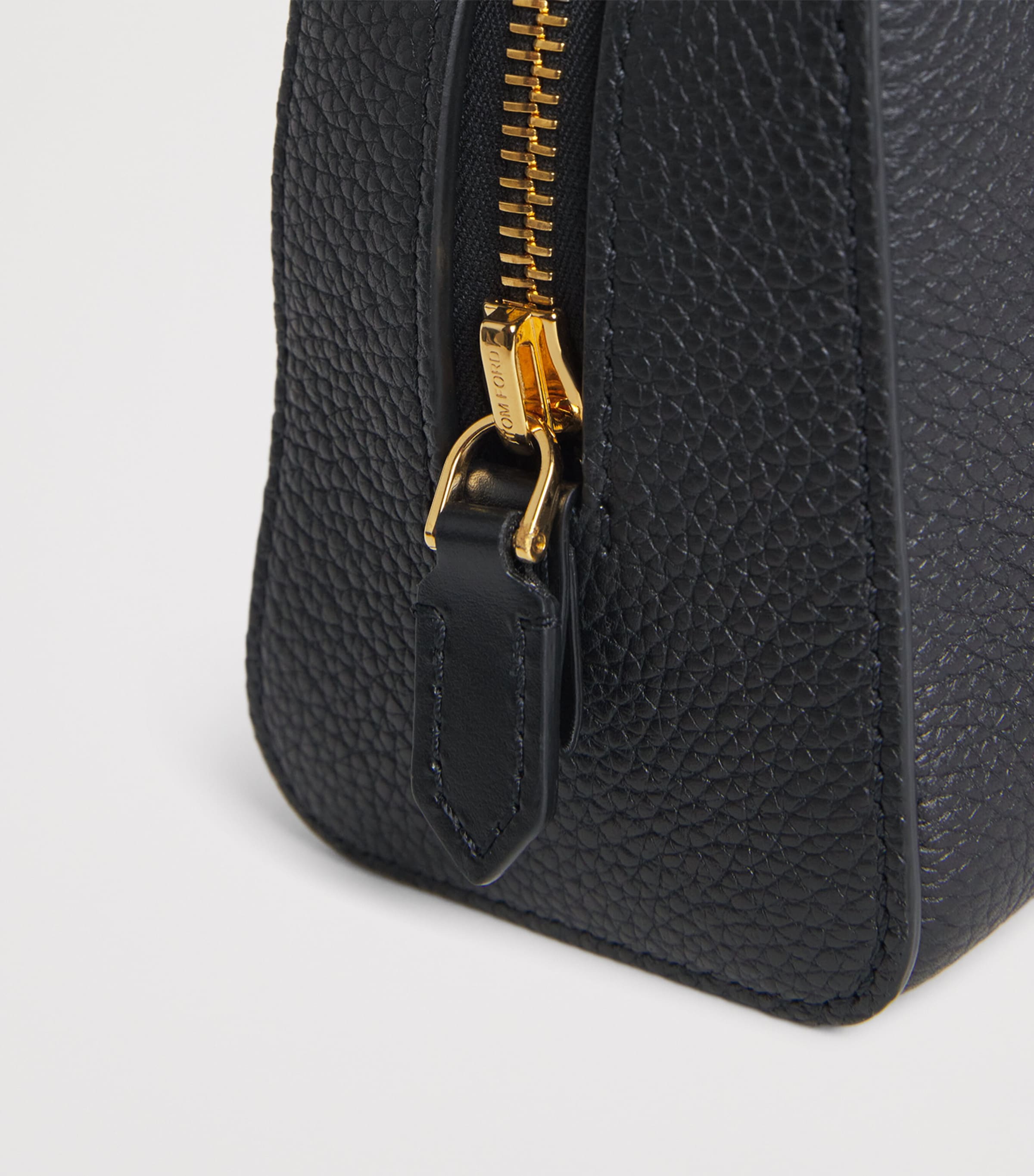 Leather Wash Bag NAA Image 3