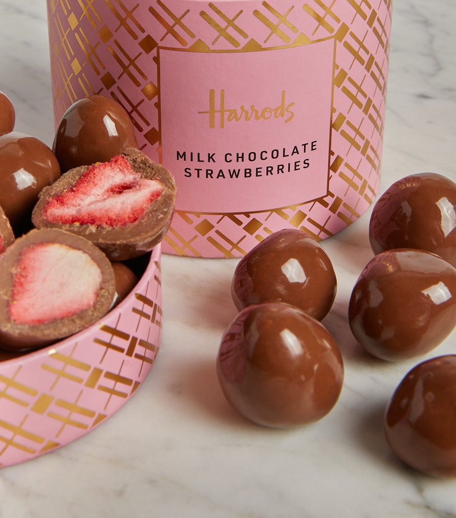Milk Chocolate Strawberries (230g) NO COLOUR Image 2