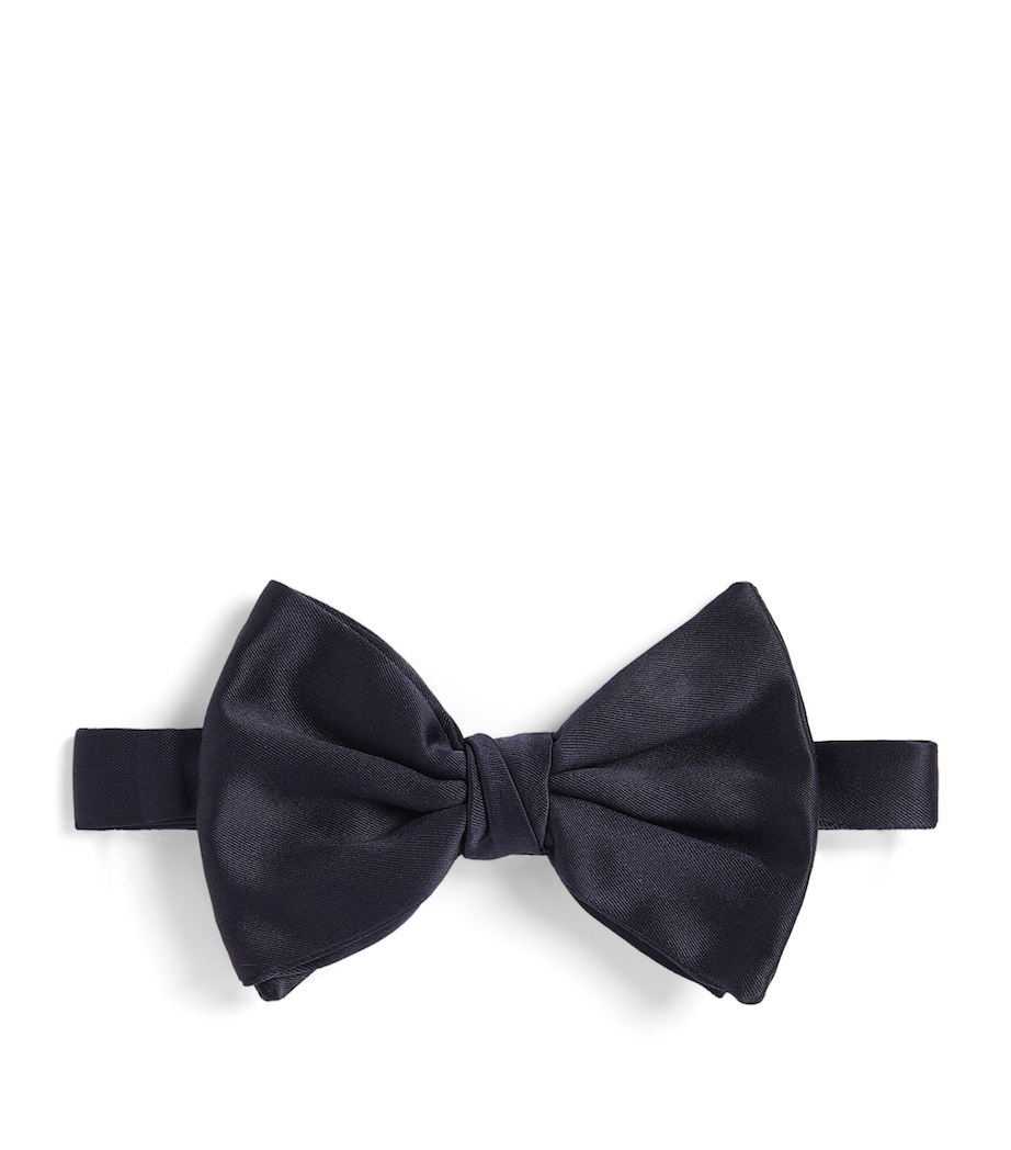 Large Silk Pre-Tied Bowtie 00036 Image 1