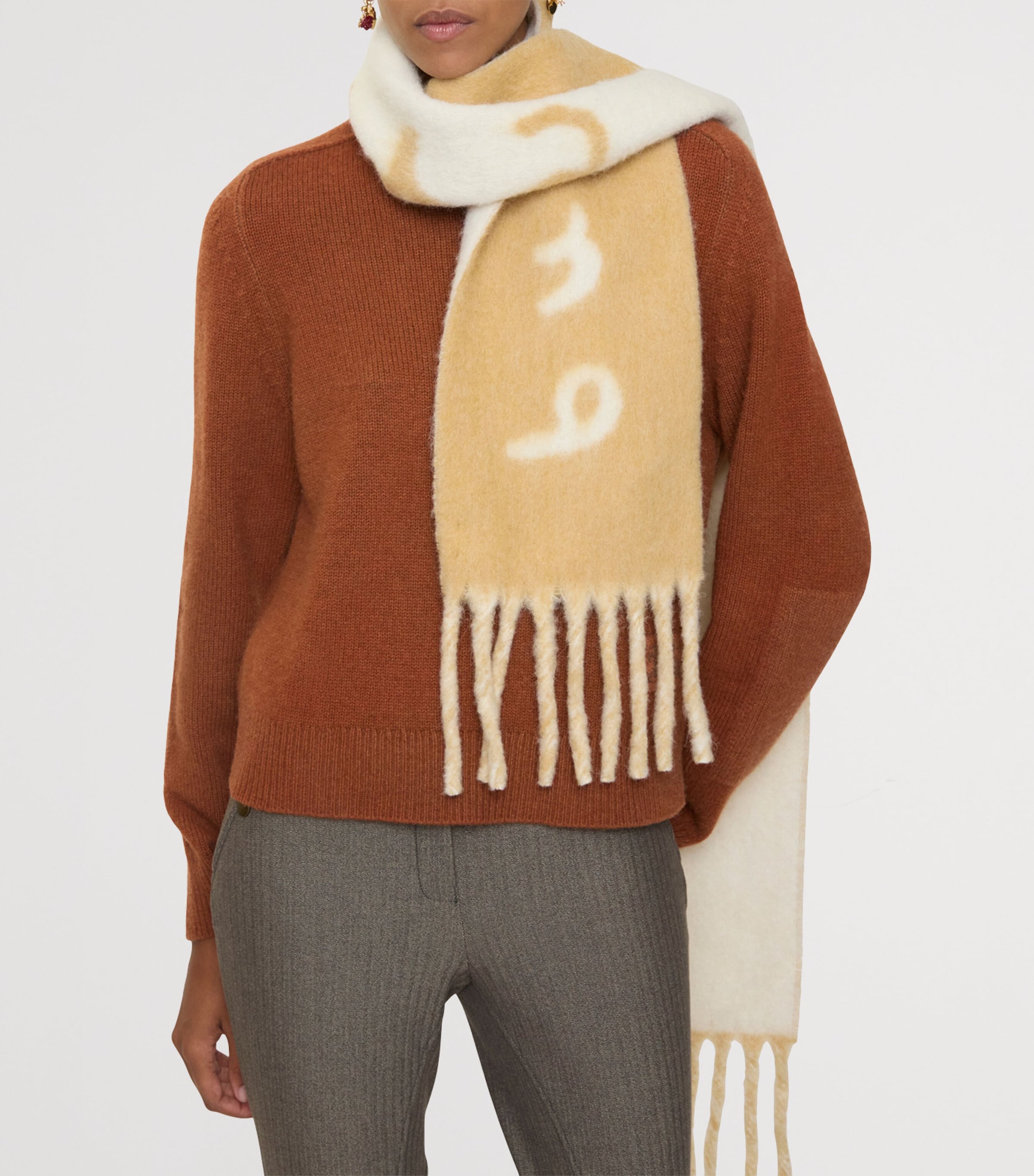 Alpaca-Blend Reversible Logo Scarf SAND Image 4