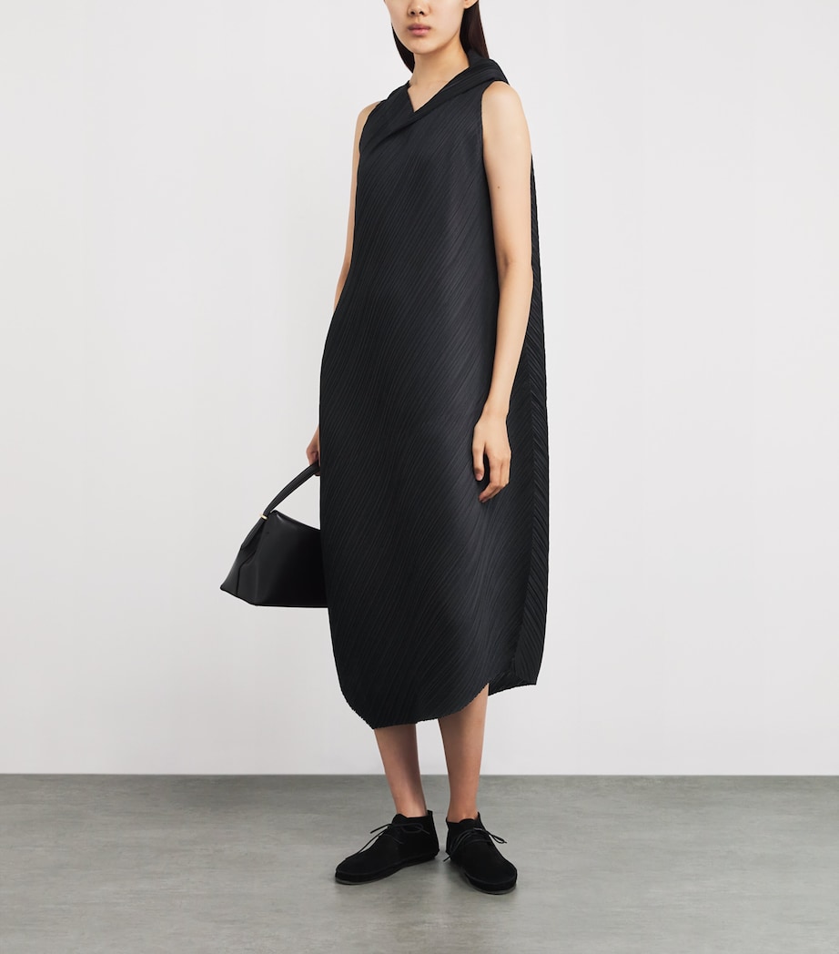 SWING Sleeveless Top BLACK Image 2