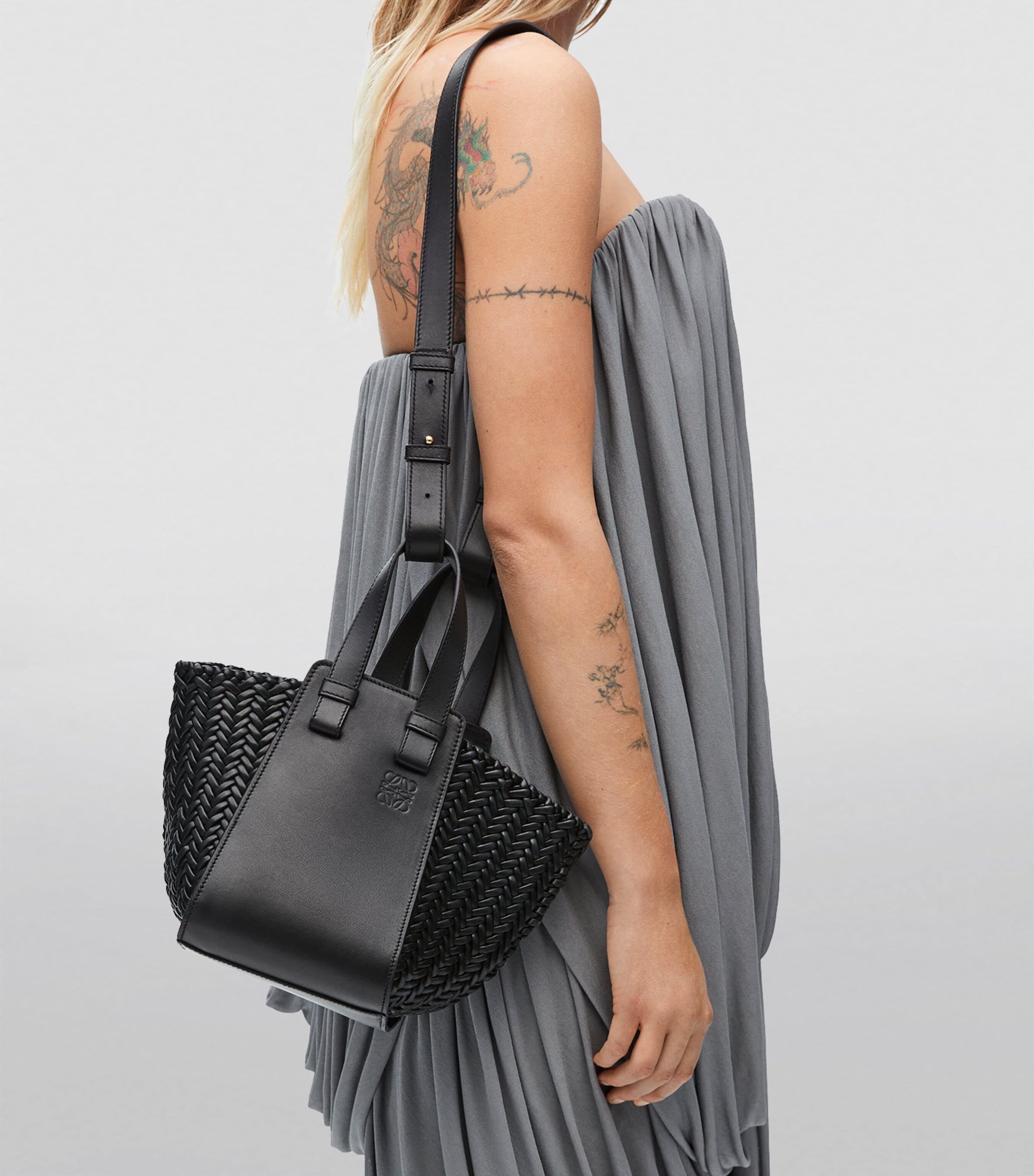 Leather Hammock Top-Handle Bag BLACK Image 2