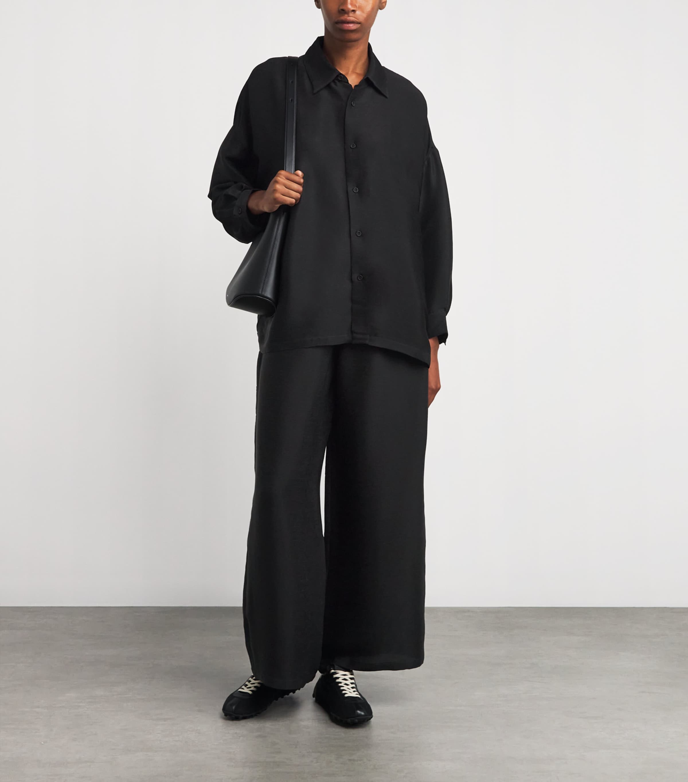 Silk Plissé A-Line Shirt BLACK Image 2