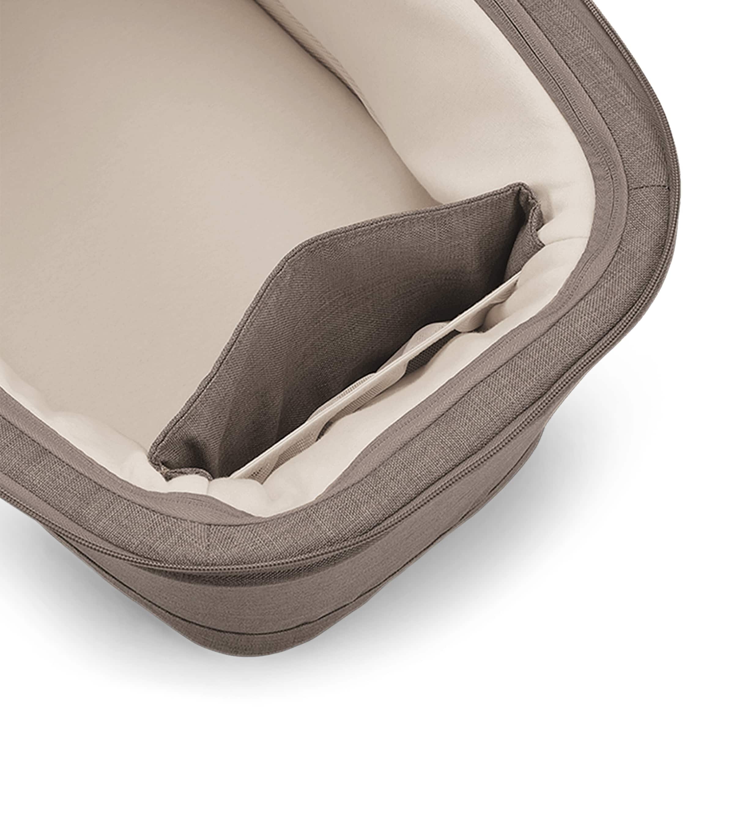 MIXX Next Carrycot CEDAR Image 5