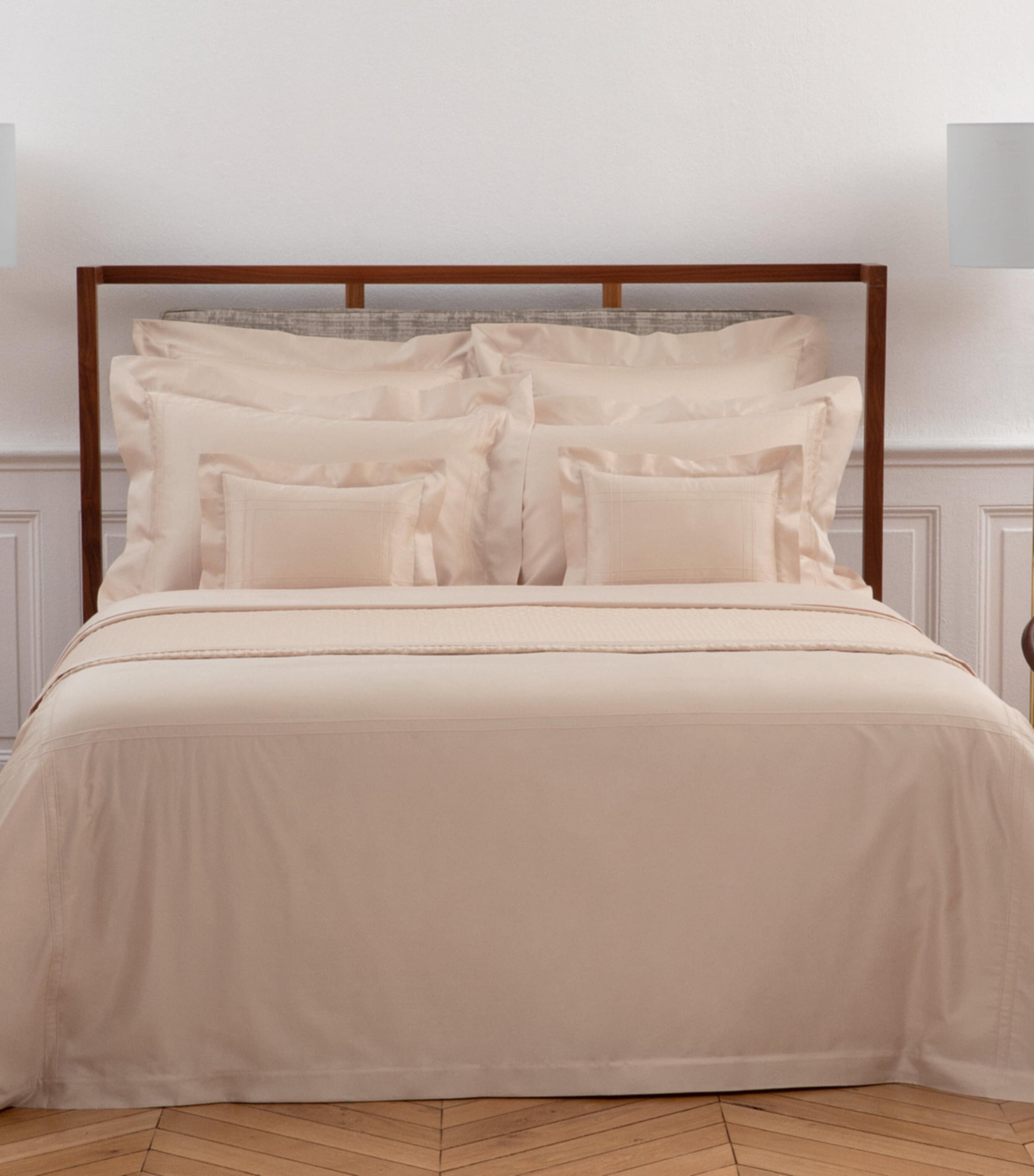 Yves Delorme Couture Adagio Super King Flat Sheet (270cm x 320cm) | Bedding | Bed Linens & Sets | Flat Sheets | Designers | Yves Delorme