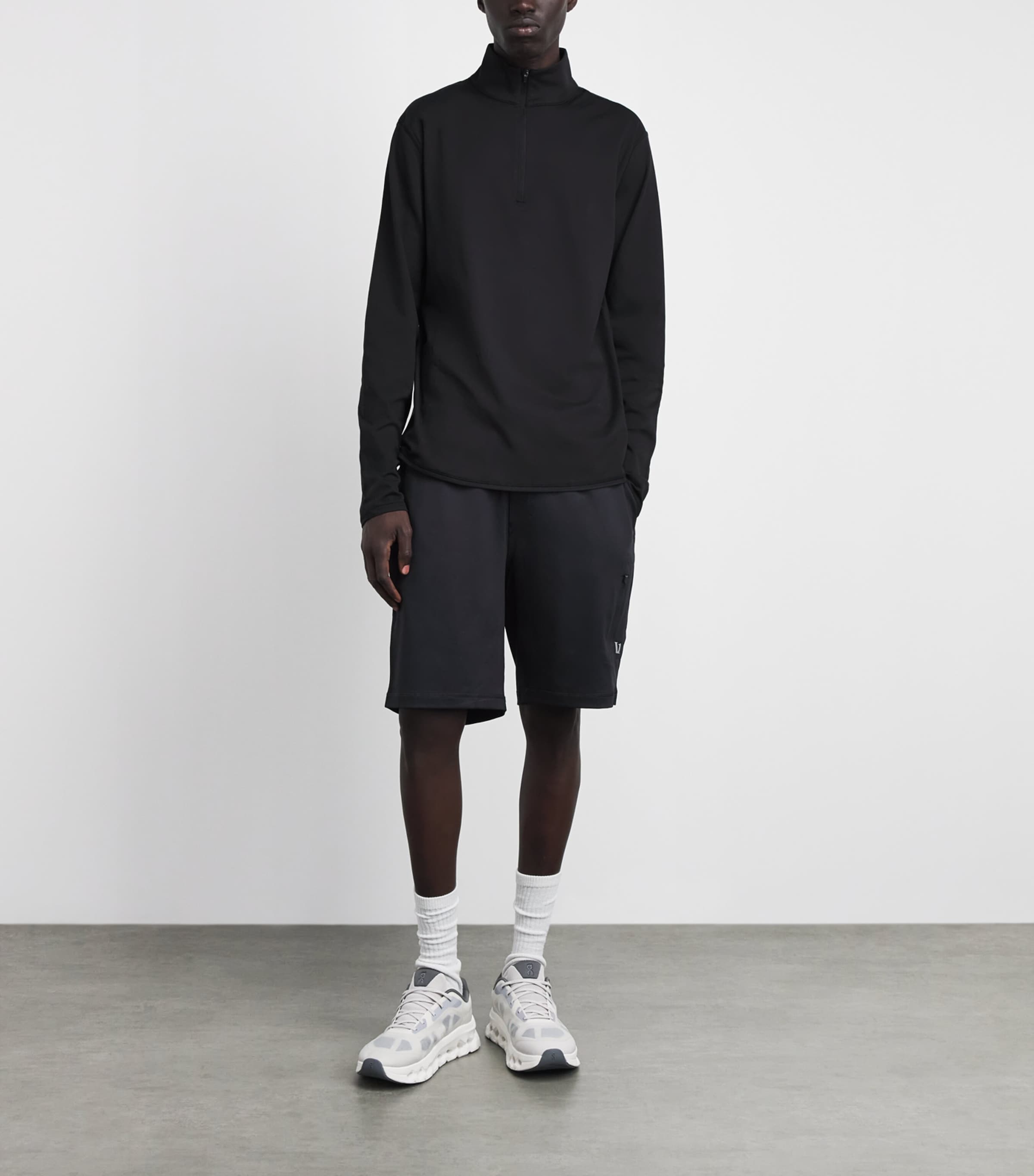 VUORI Mens Quarter-Zip Ponto Sweatshirt Blk Black Image 2