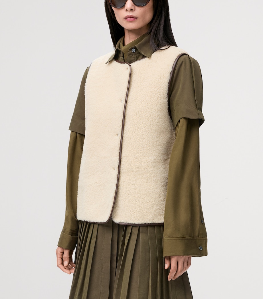 Shearling-Collar Gilet BLACK Image 5