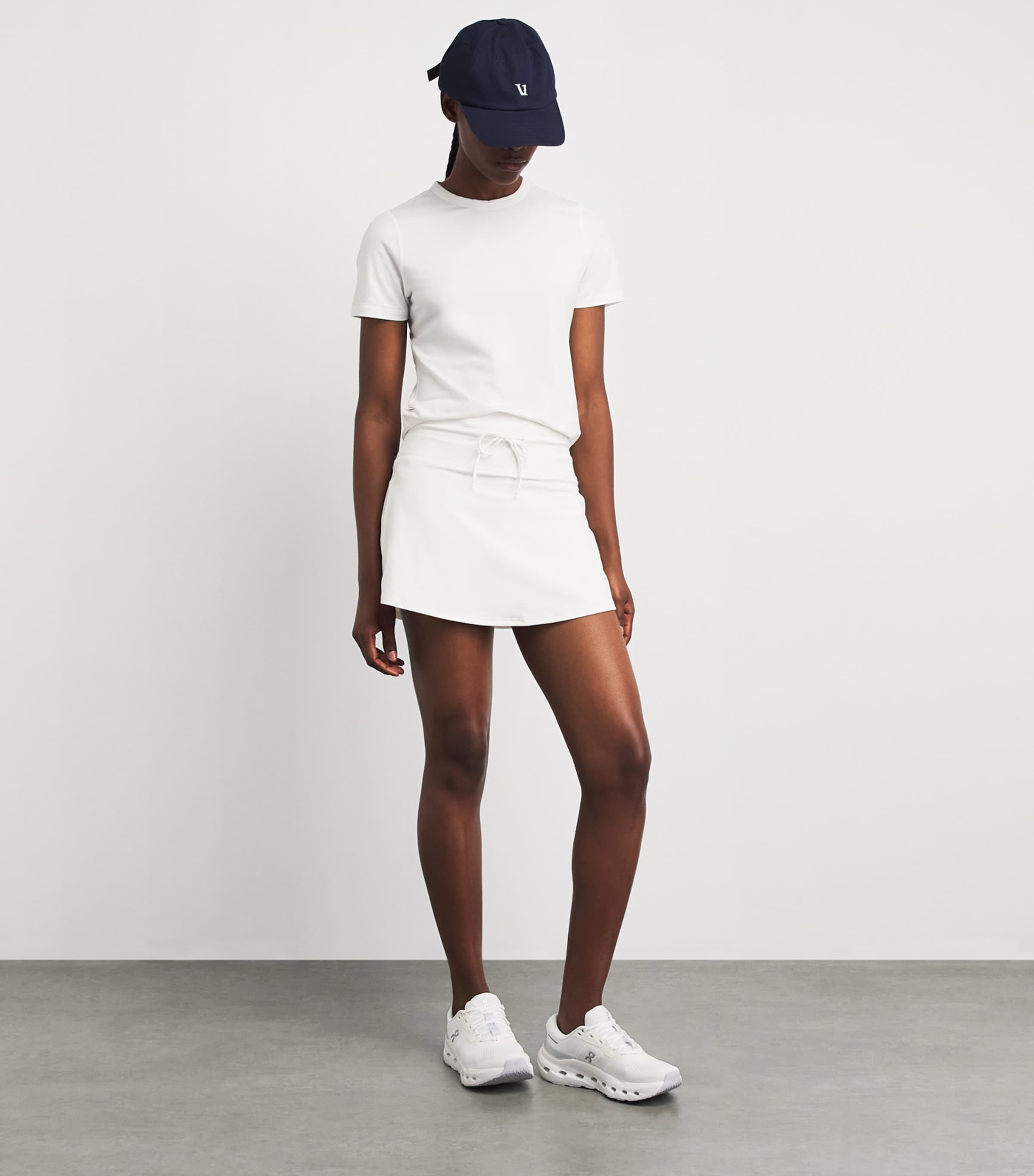 VUORI Womens Lux T-Shirt White Image 2