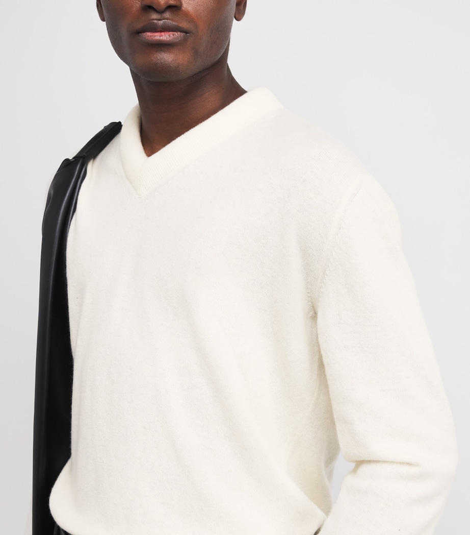 Wool V-Neck Sweater 106 EGGSHELL Image 6