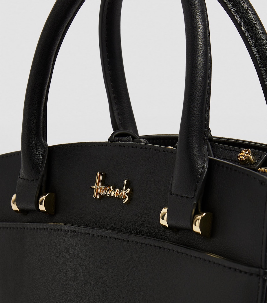 Harrods St James Grab Bag Image 9