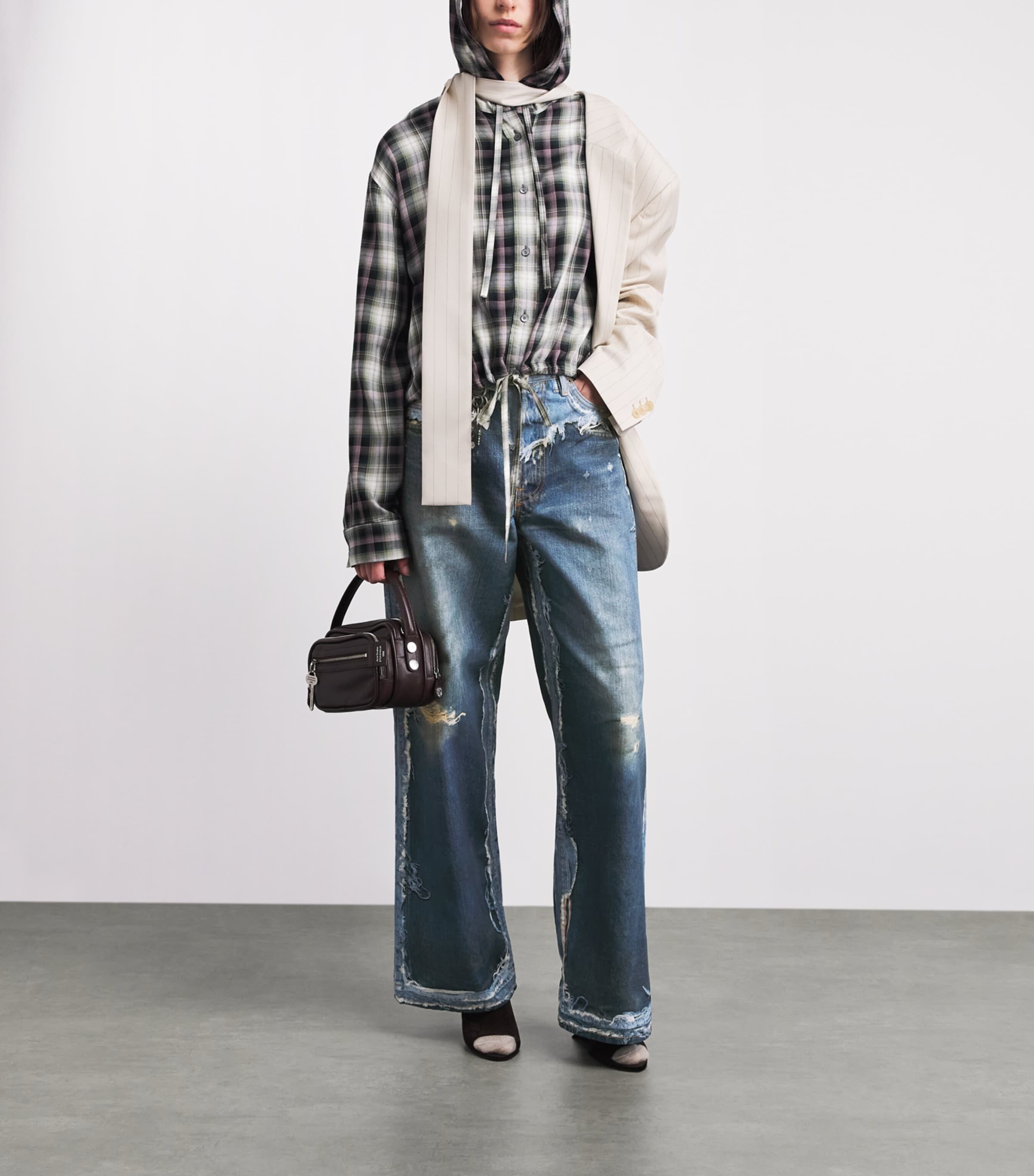 Acne Studios Womens Trompe-l'Oeil 1981 Low-Rise Jeans Auz Mid Blue Image 2