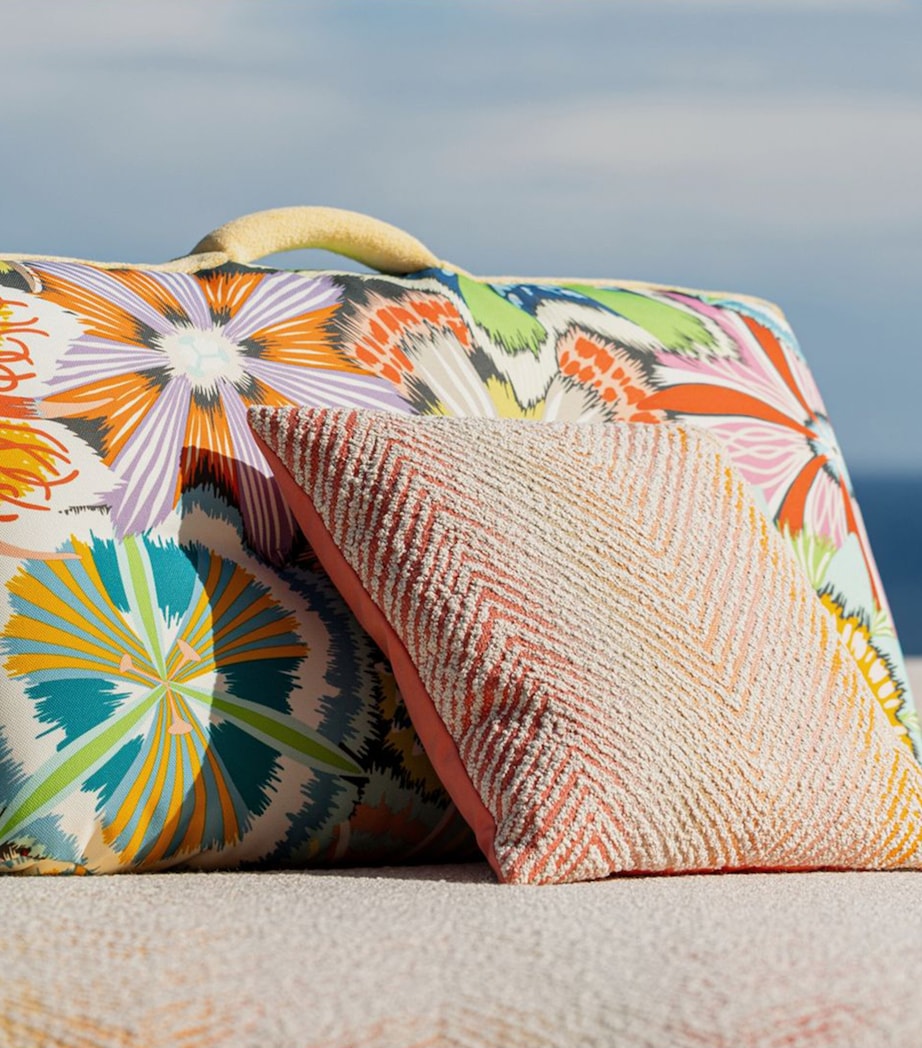 Roche Bobois x Missoni Formentera Chaise Longue Tissu Island Image 2